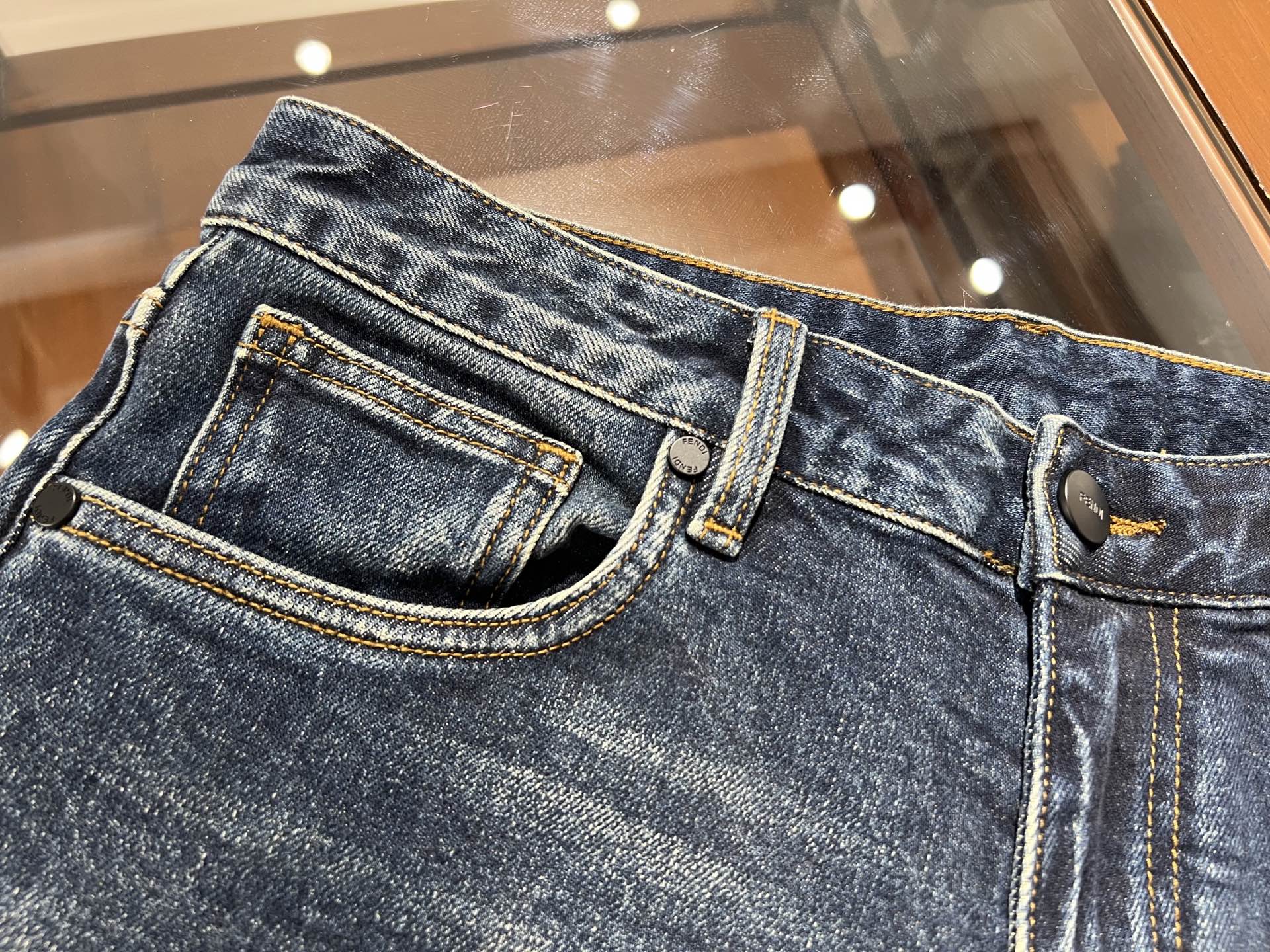 🆕新款，弹力舒适透气面料，简约百搭休闲直筒牛仔裤，码数29 30 31 32 33 34 36