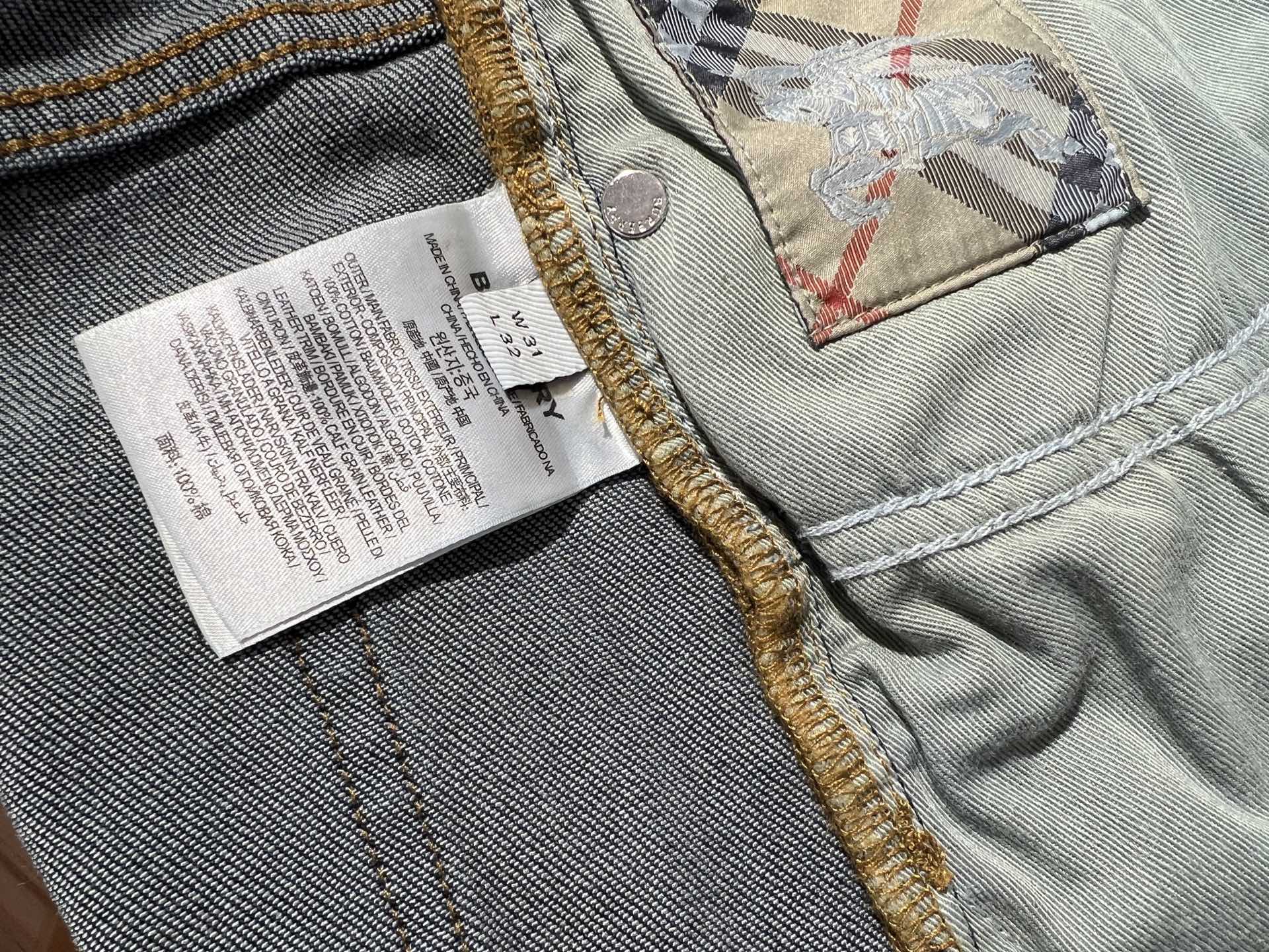 🆕新款，百搭休闲弹力小直筒牛仔裤，码数30 31 32 33 34 36 38