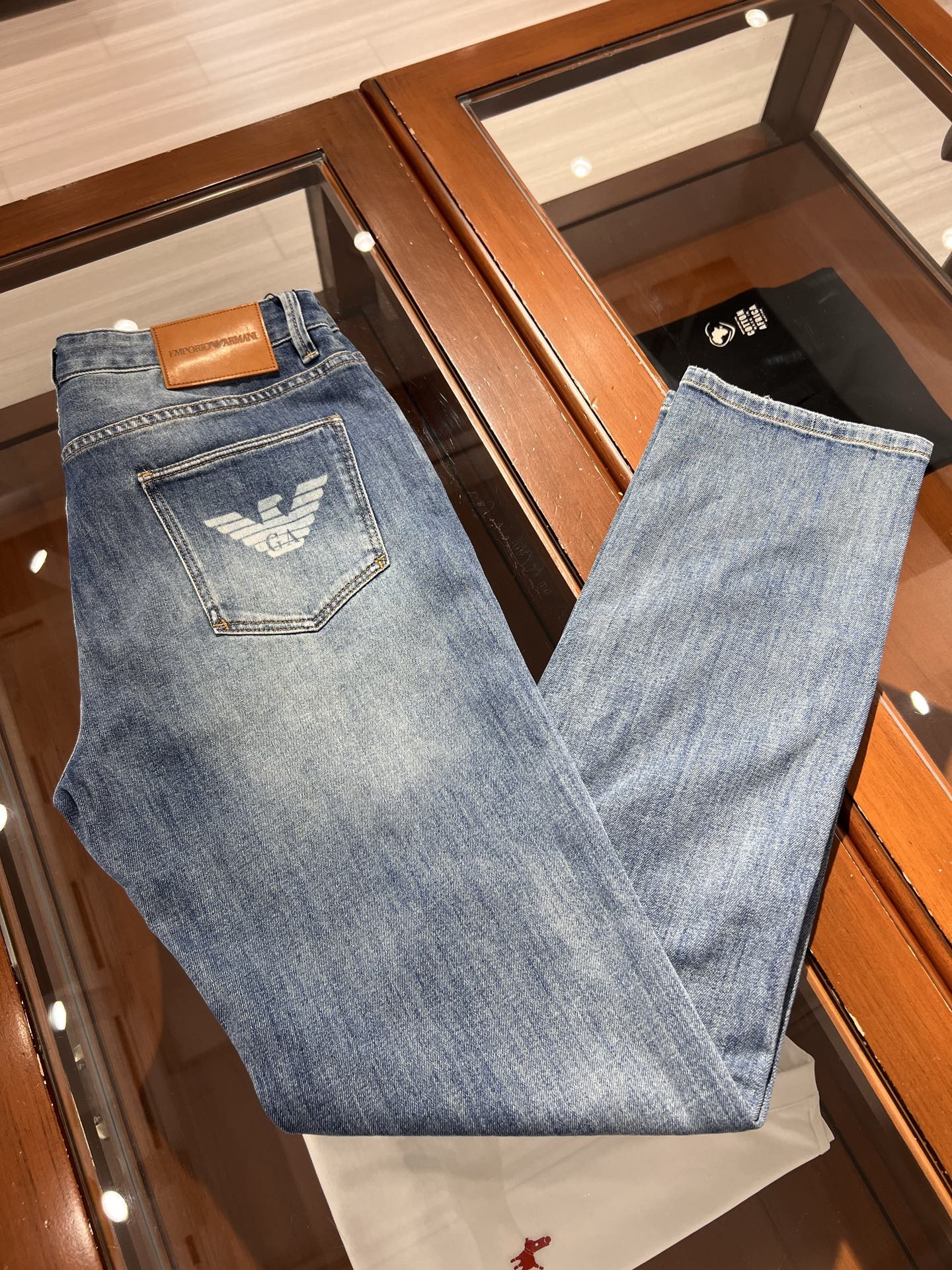 🆕新款！百搭简约常规版面料透气舒适弹力洗水牛仔裤，码数 30 31 32 33 34 36 38