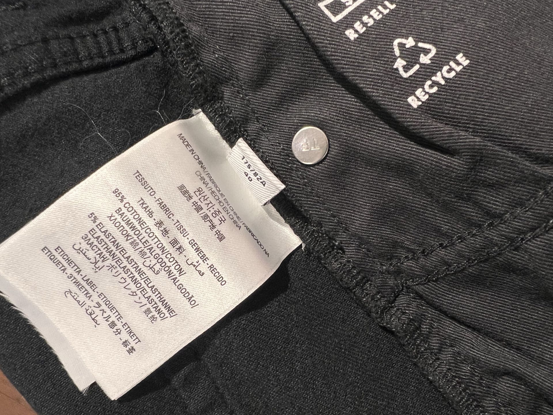 🆕新款！黑色百搭简约常规版面料透气舒适弹力休闲裤，码数 30 31 32 33 34 36 38