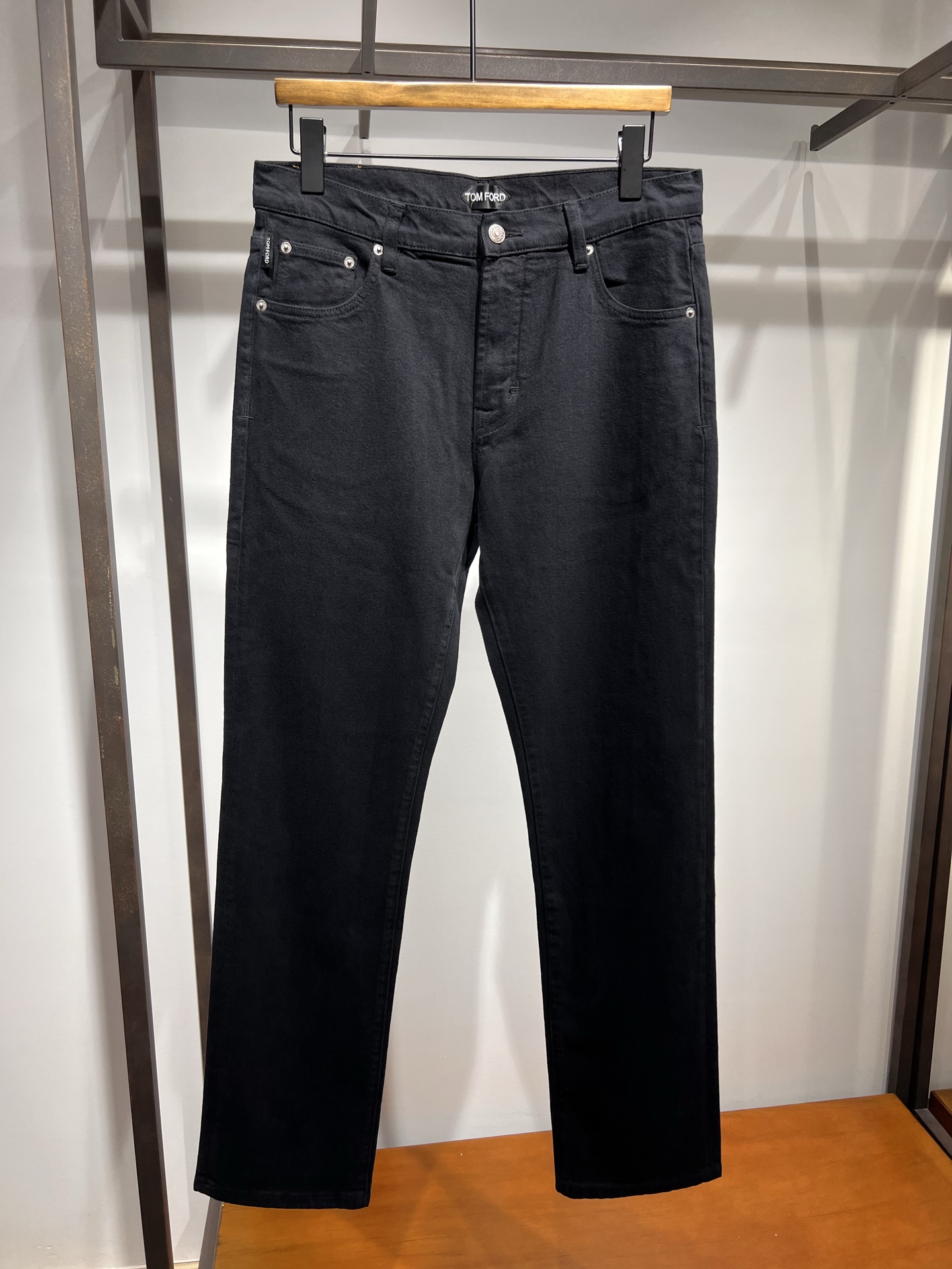 🆕新款！黑色百搭简约常规版面料透气舒适弹力休闲裤，码数 30 31 32 33 34 36 38