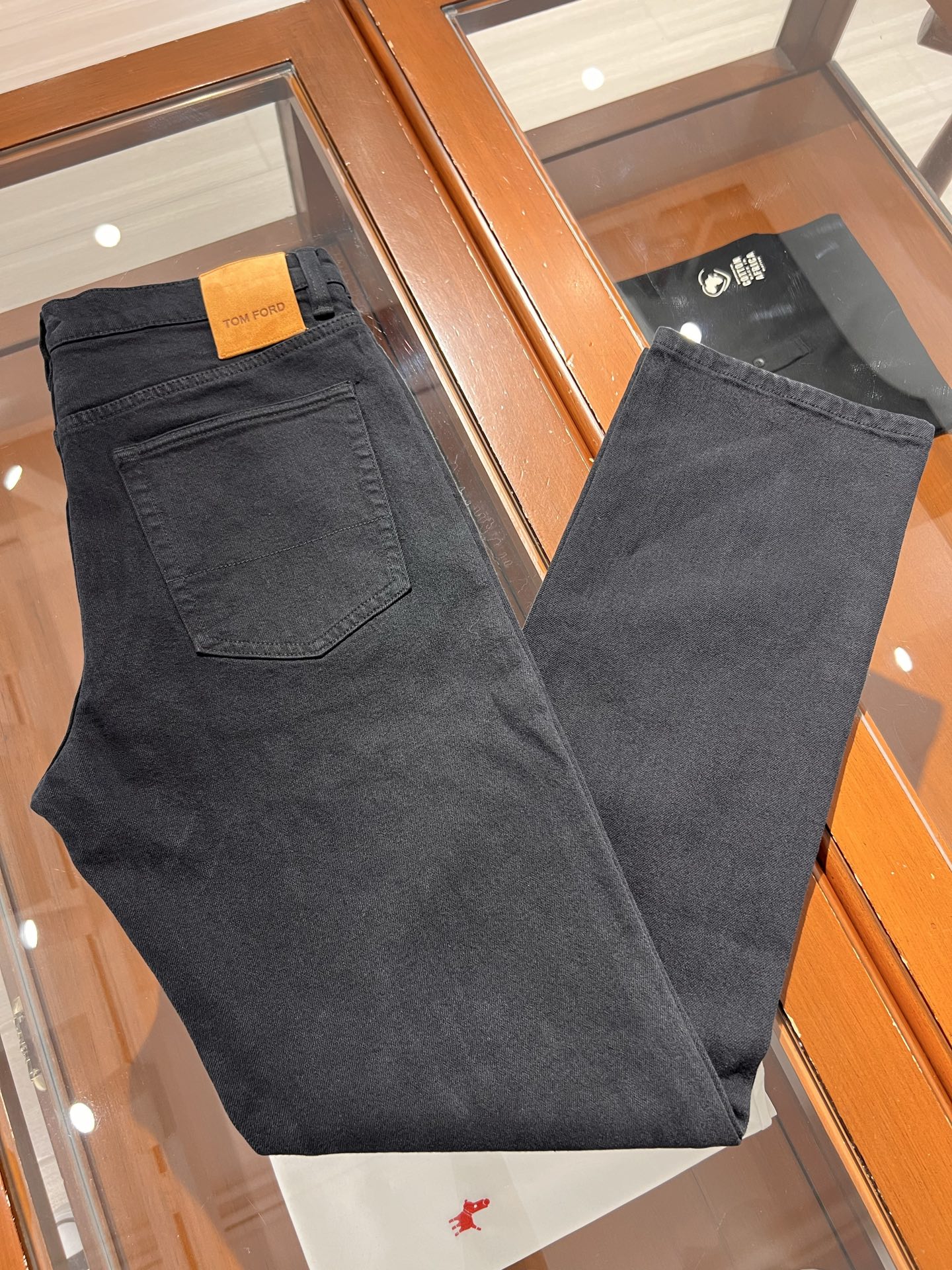 🆕新款！黑色百搭简约常规版面料透气舒适弹力休闲裤，码数 30 31 32 33 34 36 38