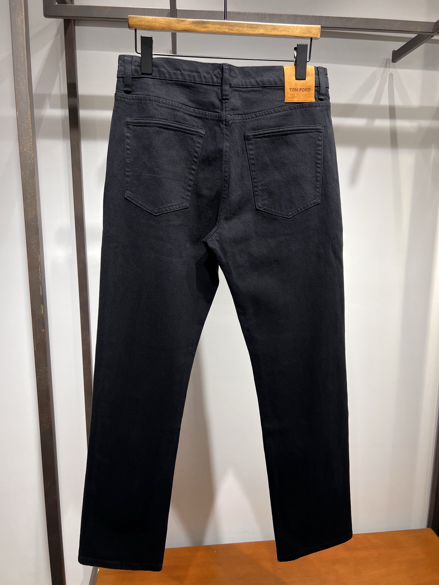 🆕新款！黑色百搭简约常规版面料透气舒适弹力休闲裤，码数 30 31 32 33 34 36 38