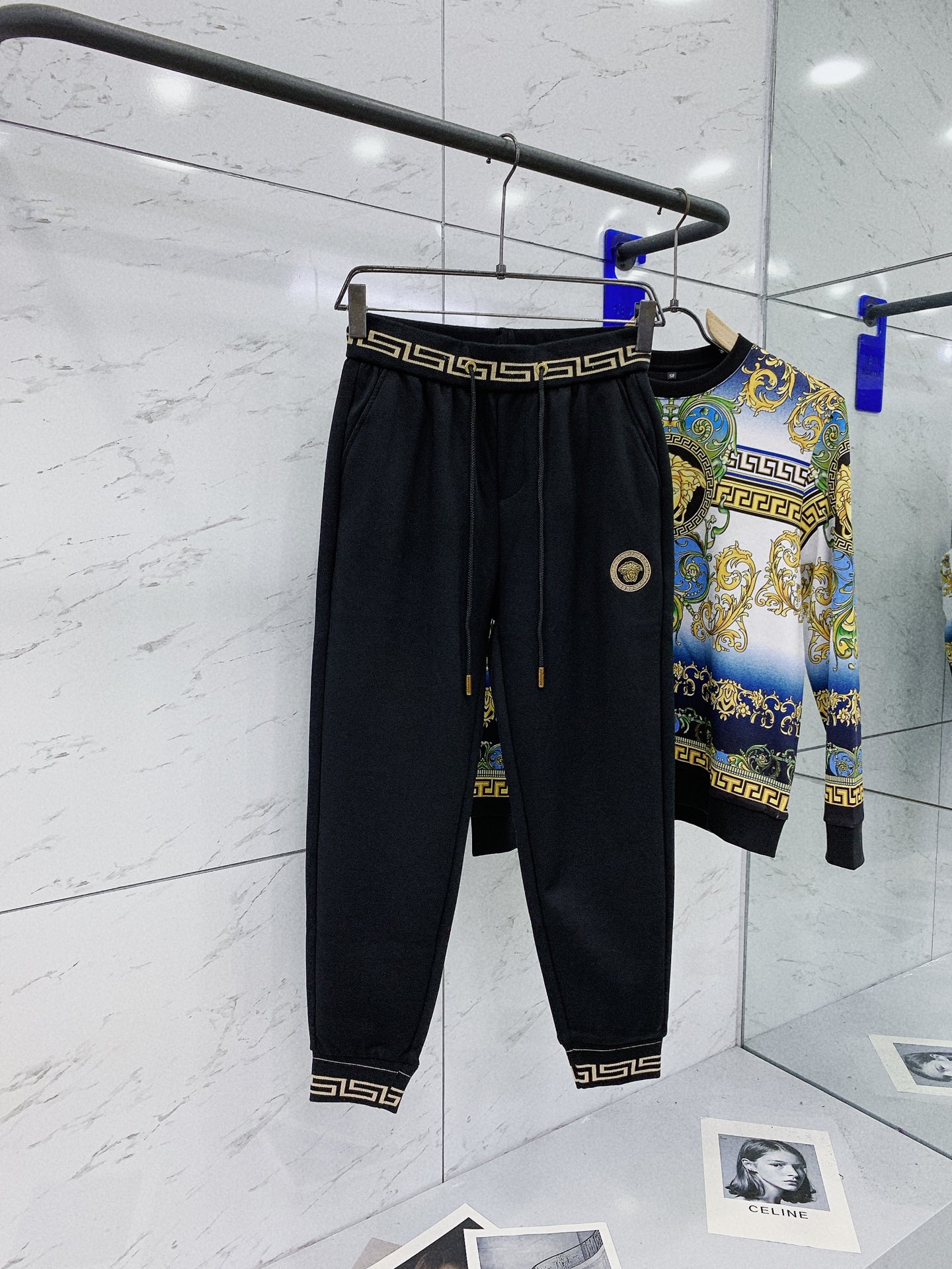 Versace Kleding Broek Lentecollectie Casual