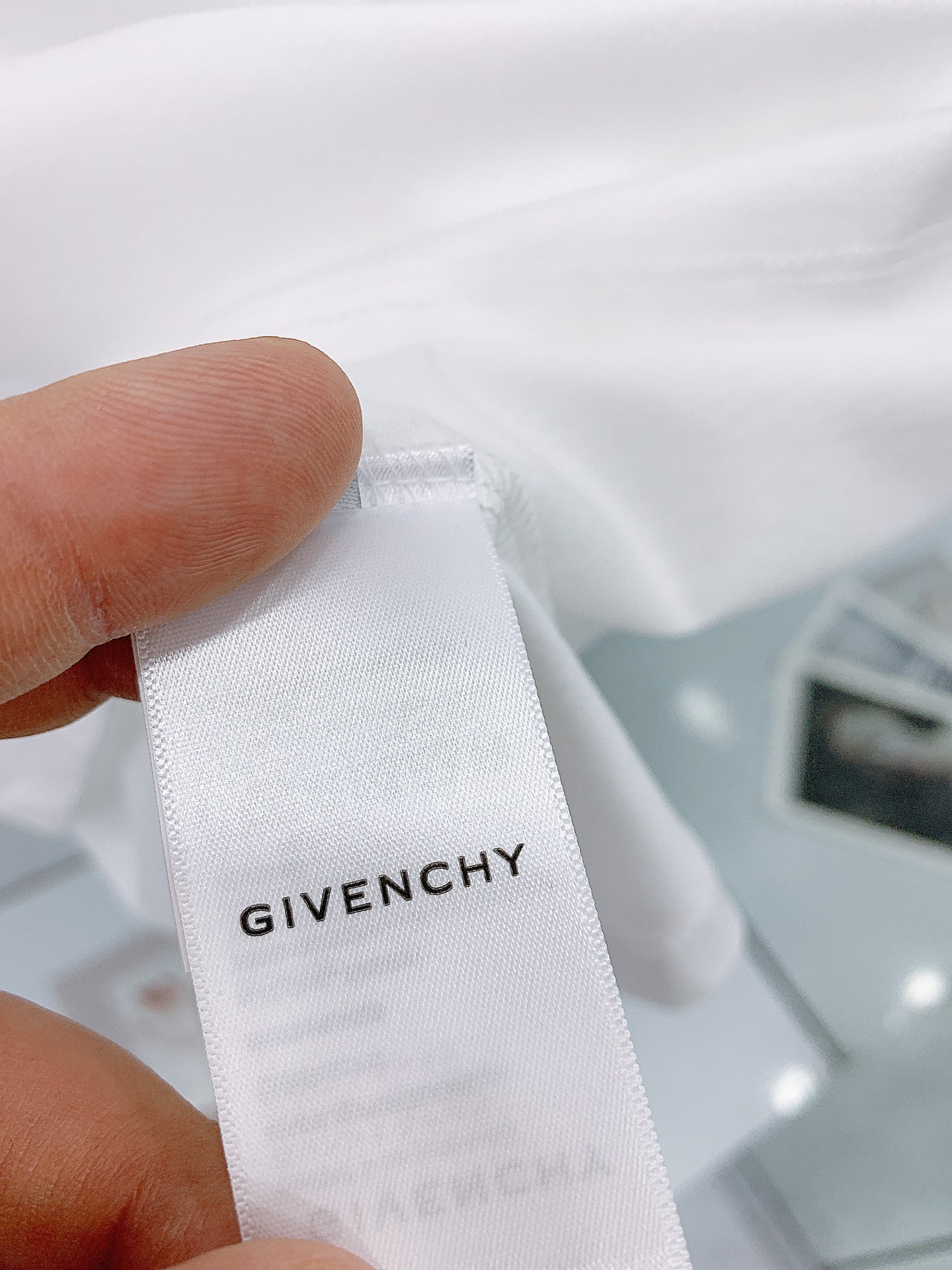 Givenchy纪梵希2024SS春夏新品ꫛꫀꪝGo时尚休闲T恤重磅级尤物单品官网在售系列奢侈一线大牌的