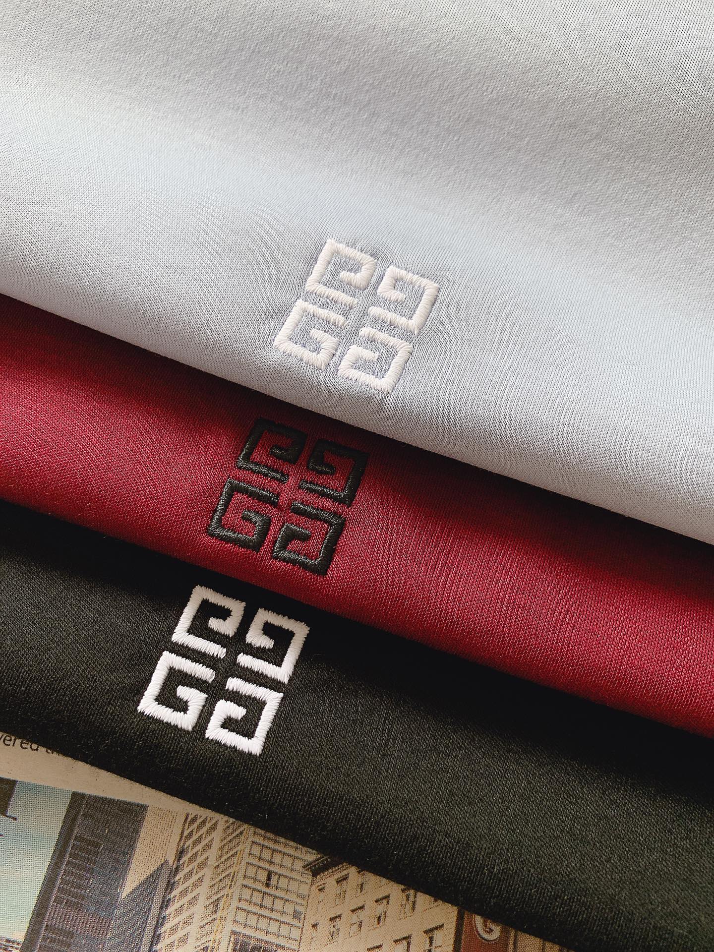 Givenchy纪梵希2024SS春夏新品4G刺绣T恤重磅级尤物单品官网在售系列奢侈一线大牌的御用面料厂