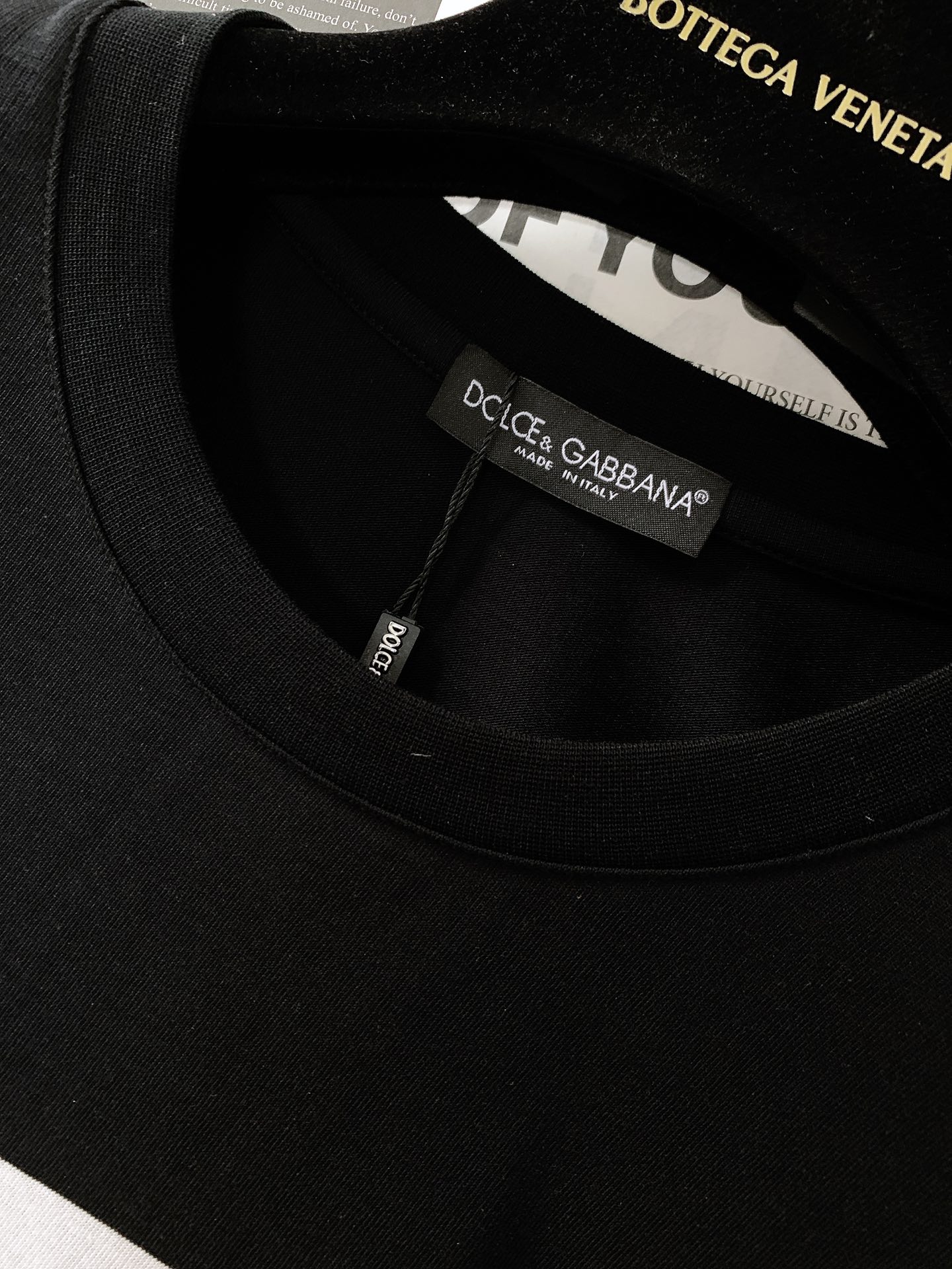 DOLCE&GABBANA杜嘉班纳2023SS春夏新品撞色条纹短袖tee经典时髦的风格单穿打底自带高级感