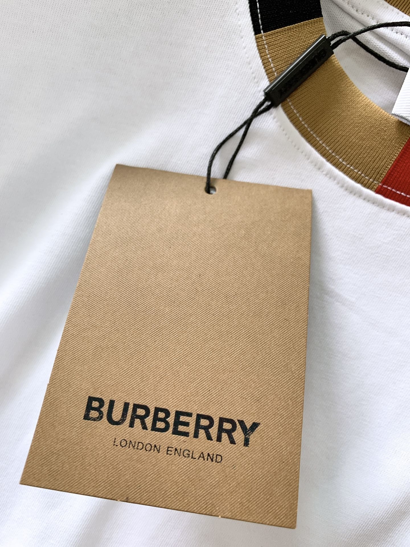 Burberry巴宝莉2024SS春夏新品时尚休闲T恤重磅级尤物单品官网在售系列奢侈一线大牌的御用面料厂