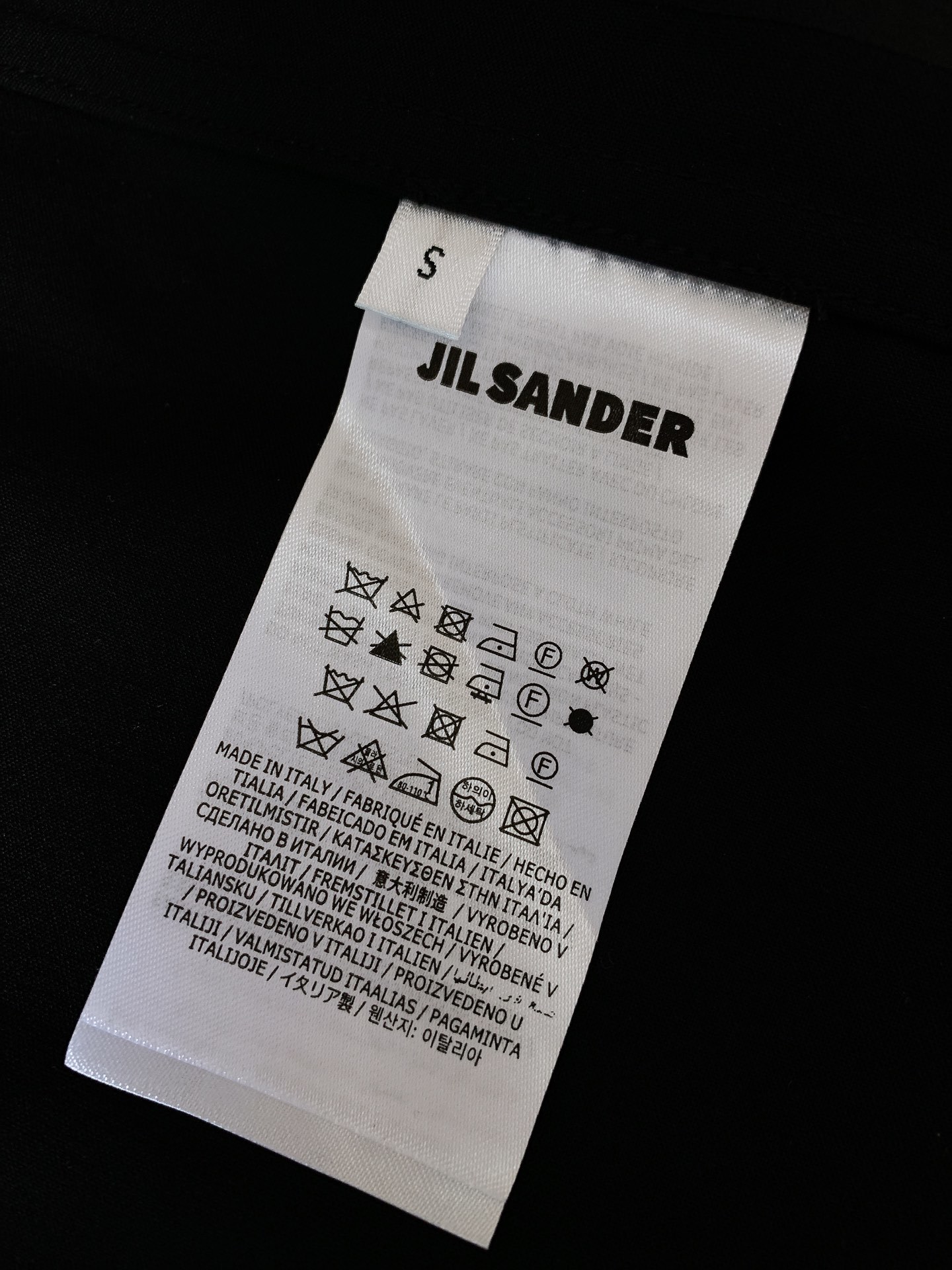 JiI sander 吉尔.桑达 情侣款第一织物弹力尼龙纤维后背撞色大logo复古调性翻领夹克,可与短