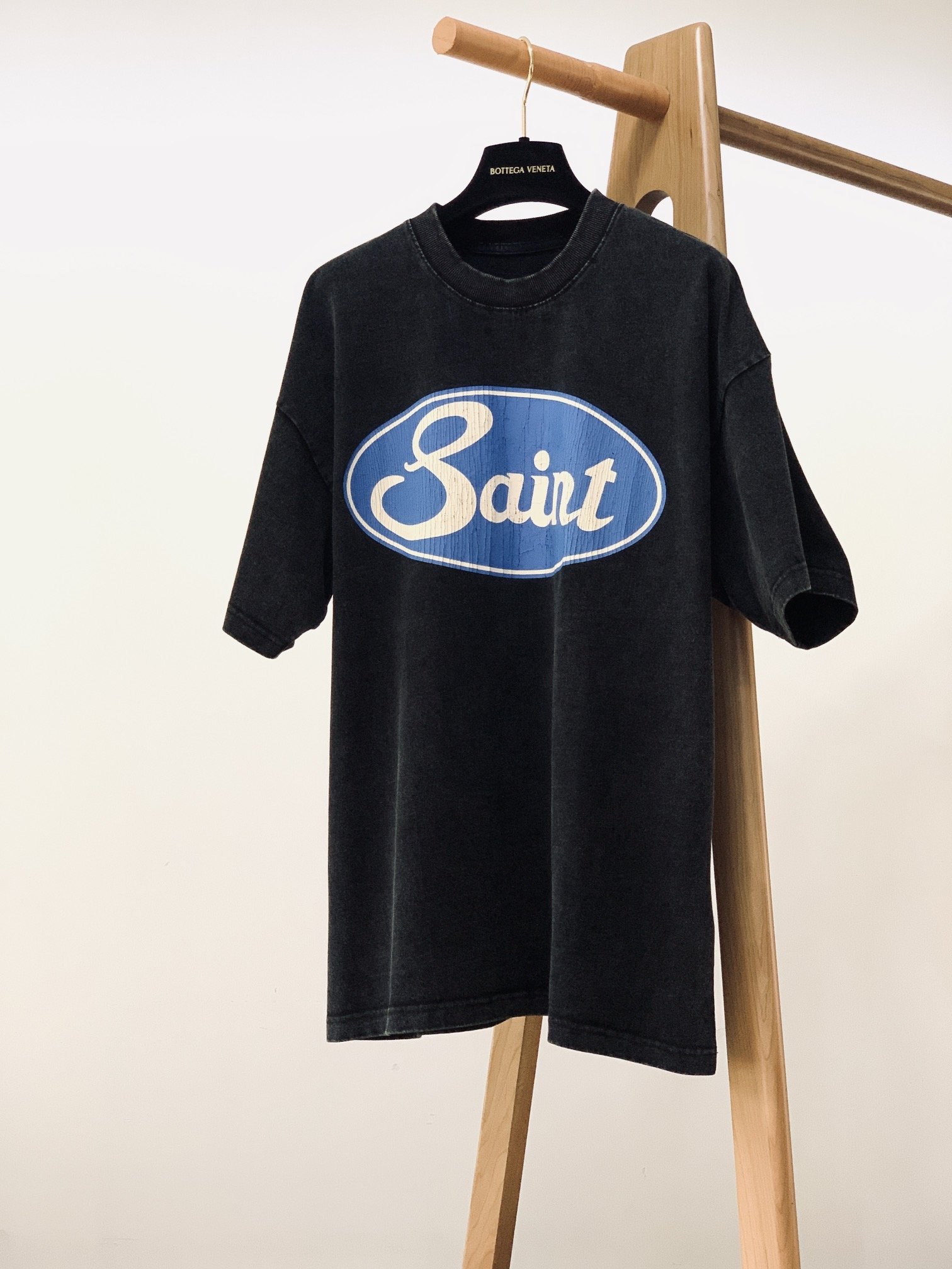 SaintLaurent圣罗兰2024SS春夏新品限定破裂印花T恤双沙高克重订染罗纹前后爆裂纹字母印花标