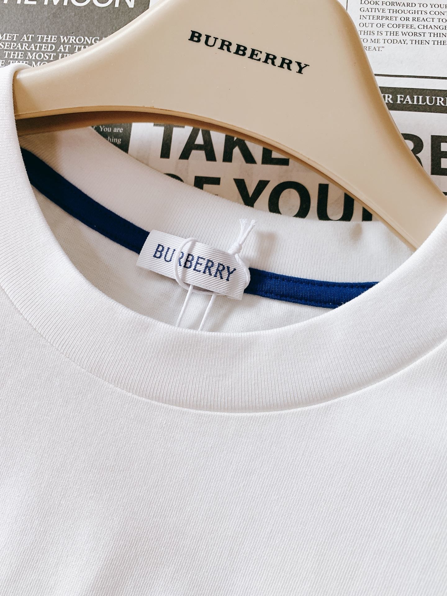 Burberry巴宝莉2024SS春夏新品刺绣小标T恤重磅级尤物单品官网在售系列奢侈一线大牌的御用面料厂