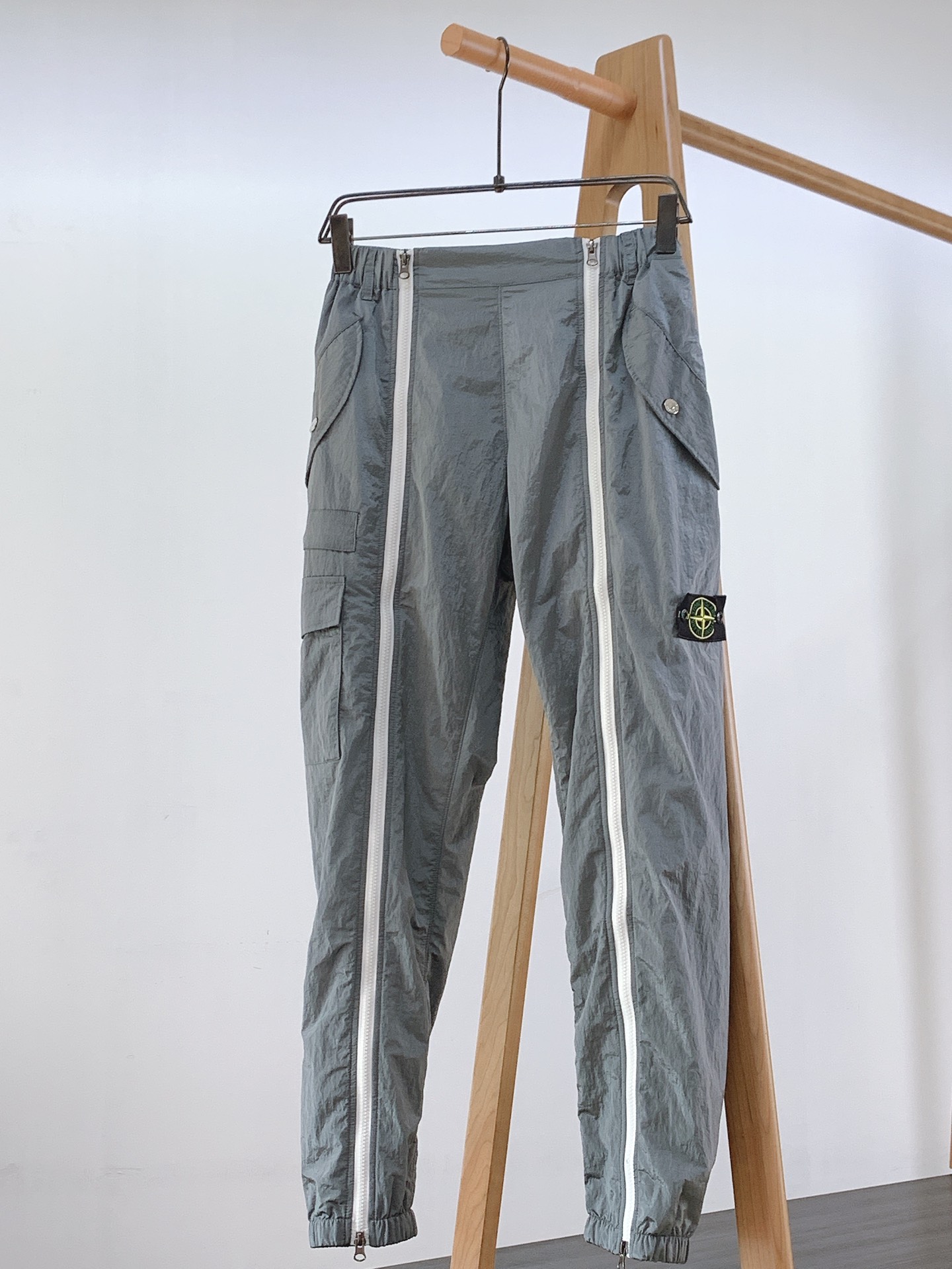 
Stone Island 石头岛 极品未见，即可到来！！！顶品质日本订单….春夏新款 “石头岛抽绳长裤