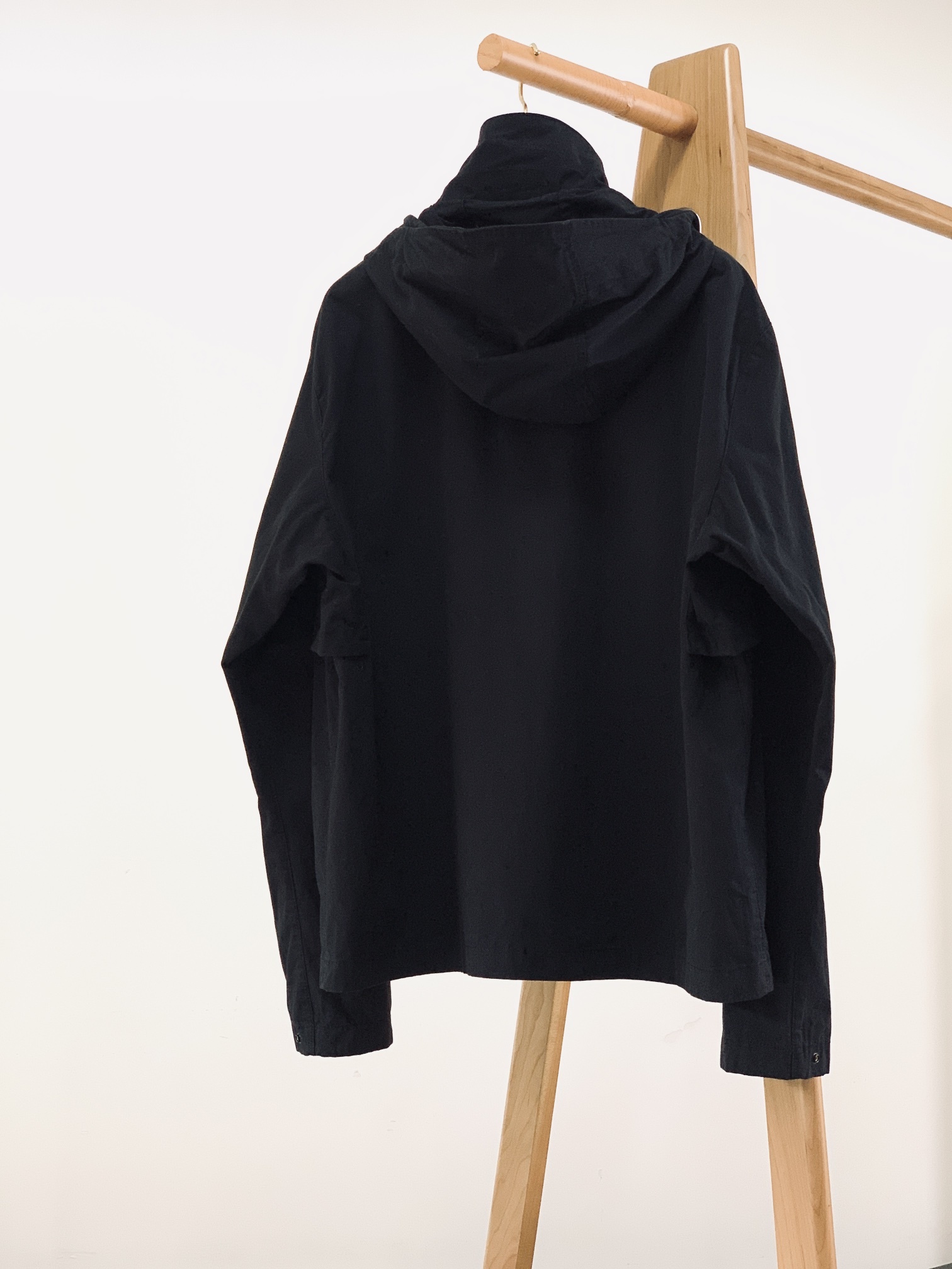 Stone Island 石头岛 连帽工装休闲夹克风衣外套,罗马尼亚订单,助你完美登岛!
真神仙单品