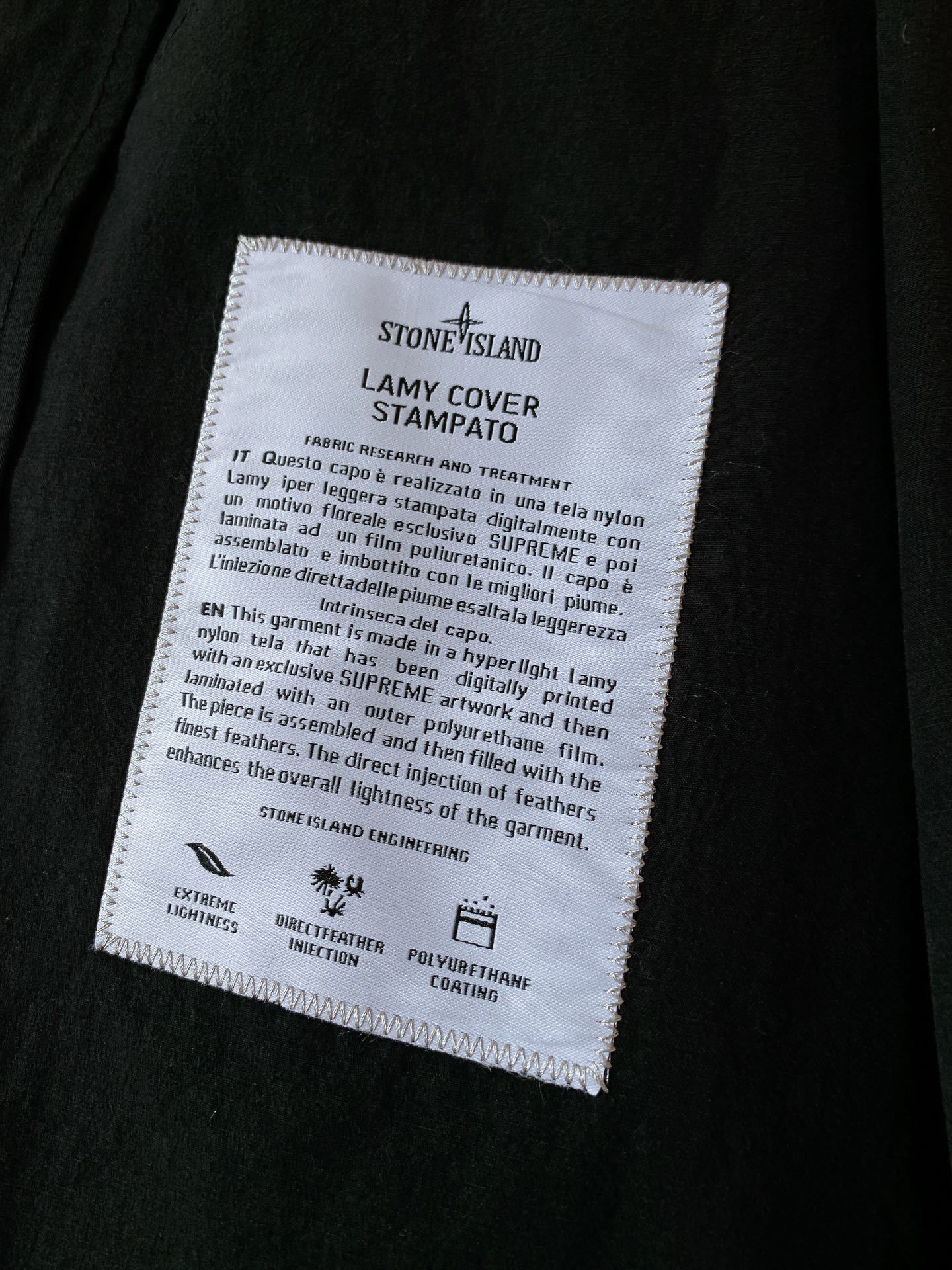 Stone Island 石头岛 连帽工装休闲夹克风衣外套,罗马尼亚订单,助你完美登岛!
真神仙单品