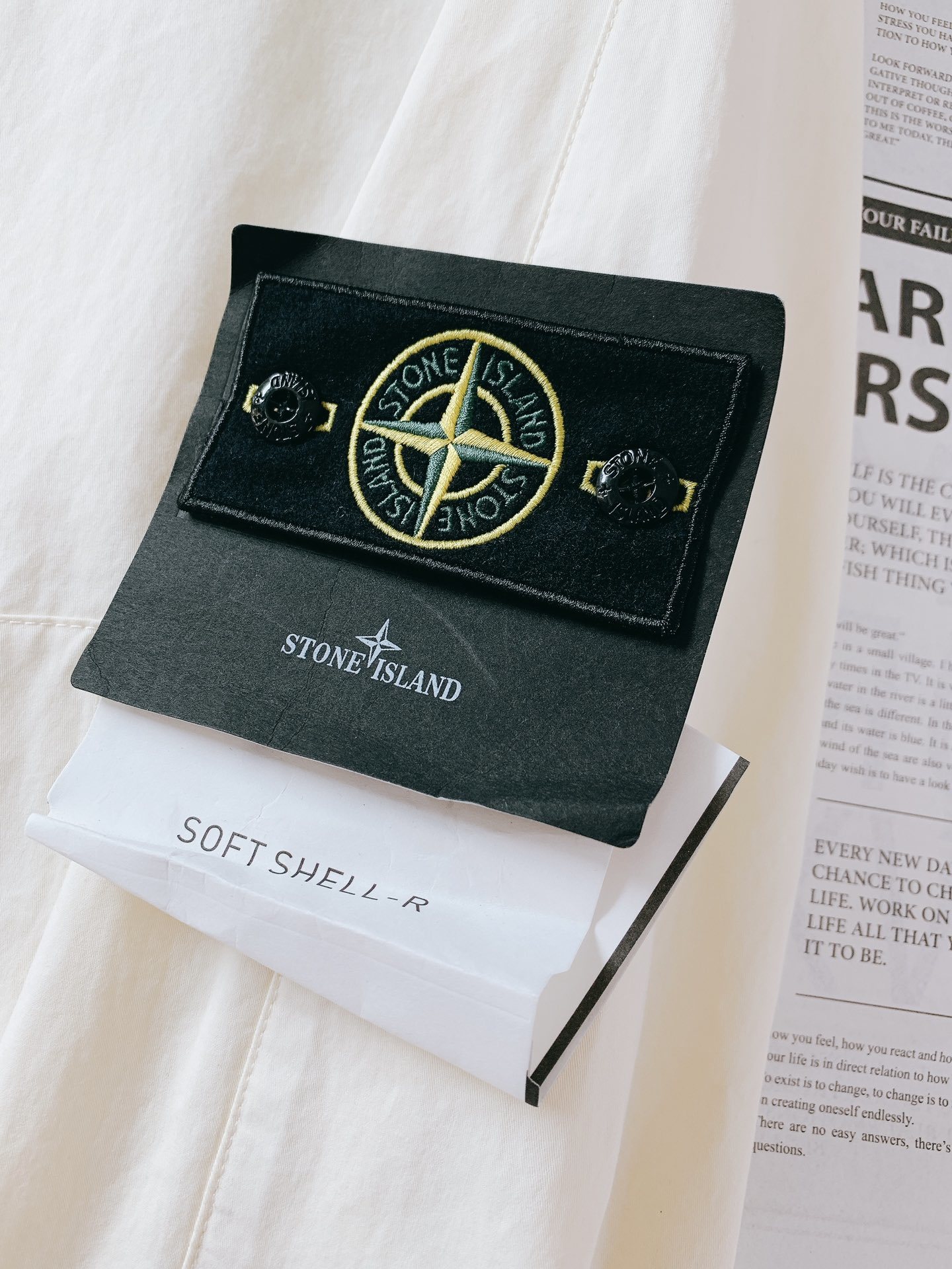 Stone Island 石头岛 连帽工装休闲夹克风衣外套,罗马尼亚订单,助你完美登岛!
真神仙单品
