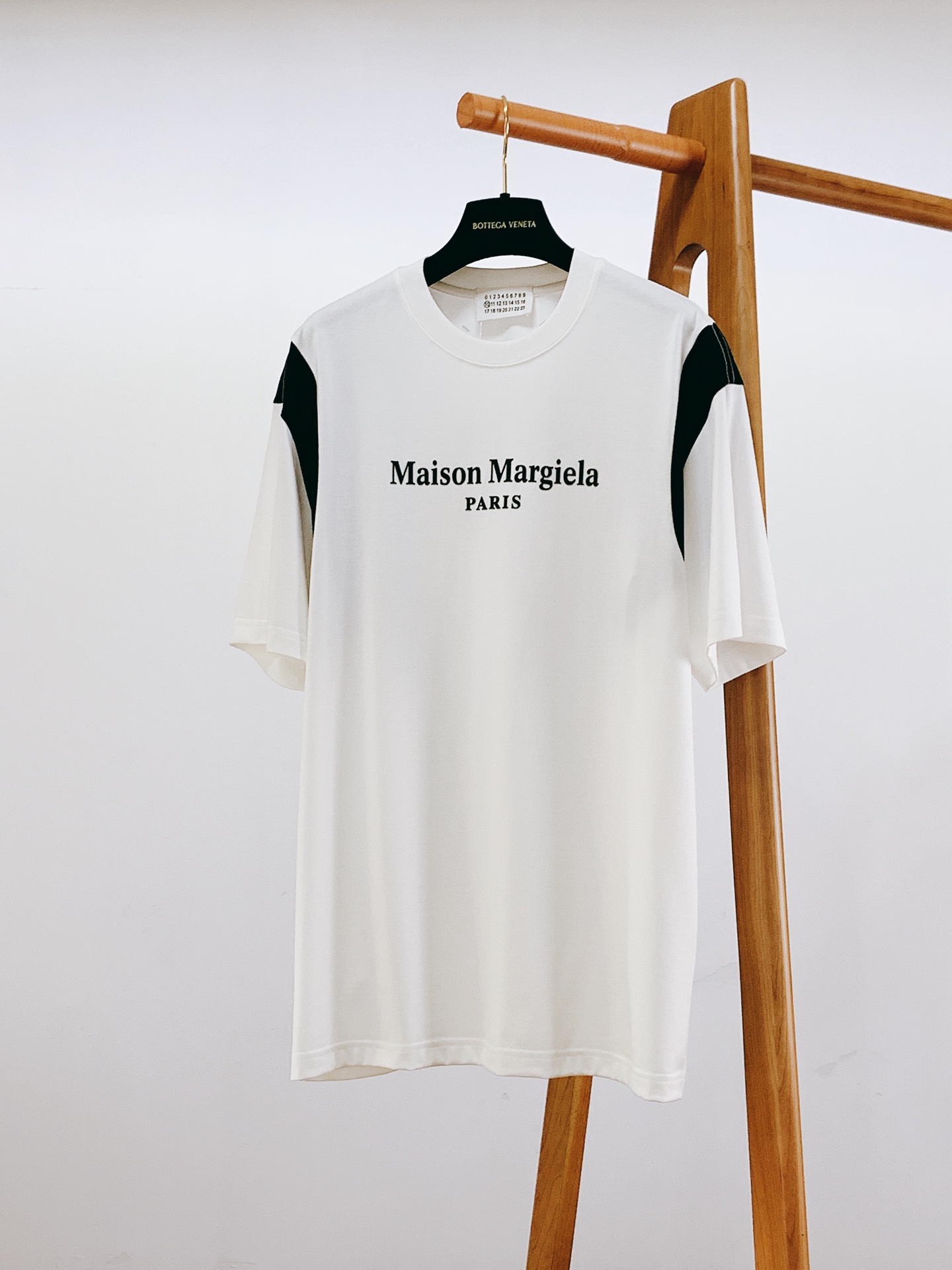 特价🉐️130/1件，150/2件。🉑️混搭
齐码

Maison Margiela MM6 马丁马吉拉