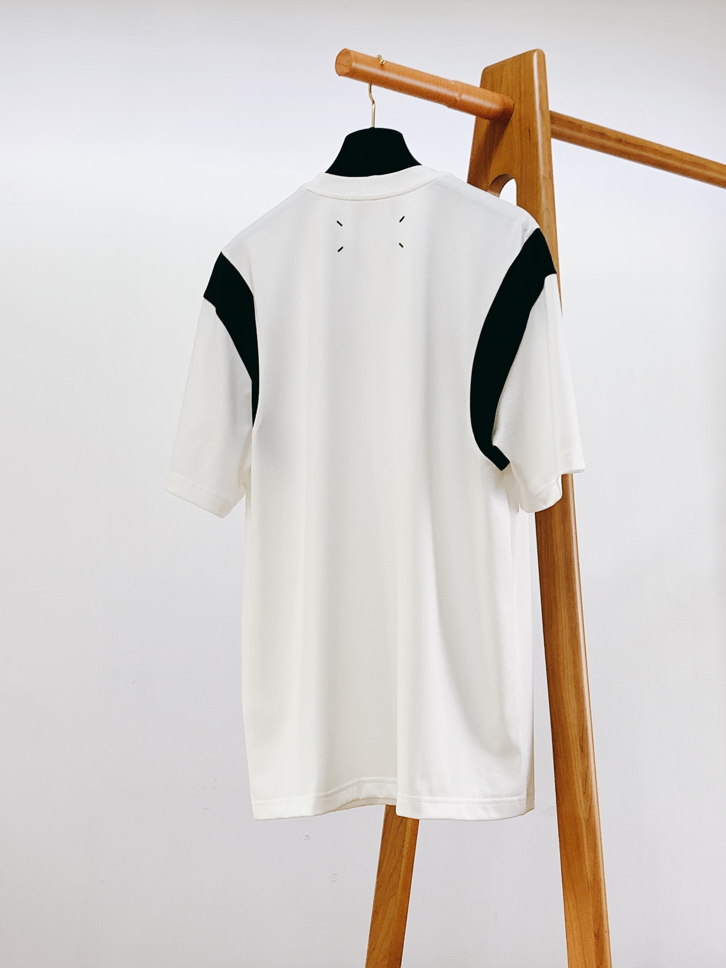 特价🉐️130/1件，150/2件。🉑️混搭
齐码

Maison Margiela MM6 马丁马吉拉