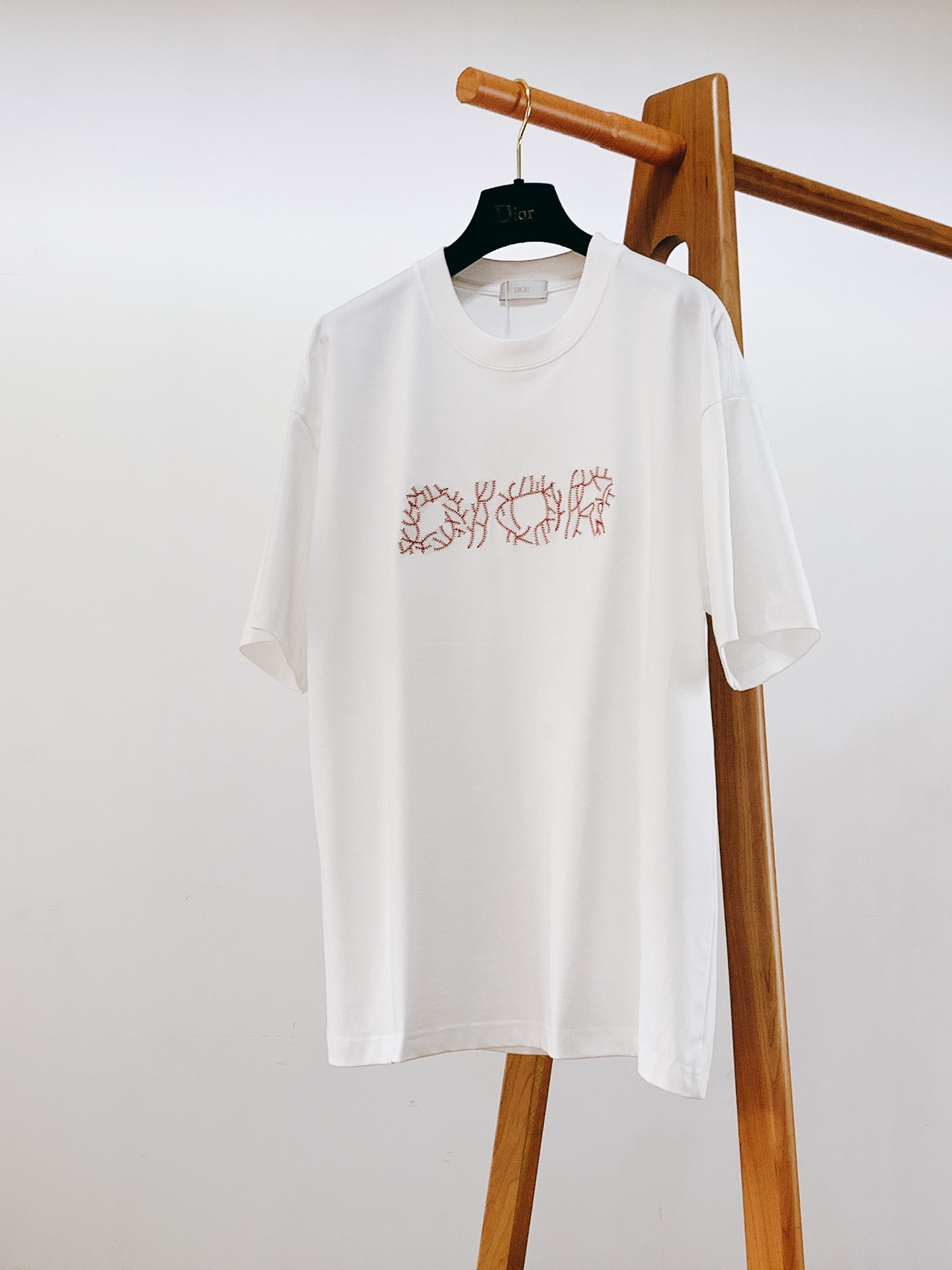 Dior Clothing T-Shirt Embroidery Cotton Knitting Spring/Summer Collection Fashion Short Sleeve