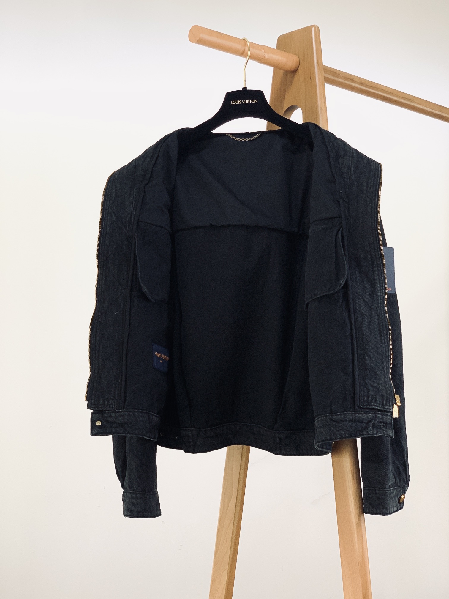 LouisVuitton 路易威登 Pharrell williams x 1v 24ss Damie