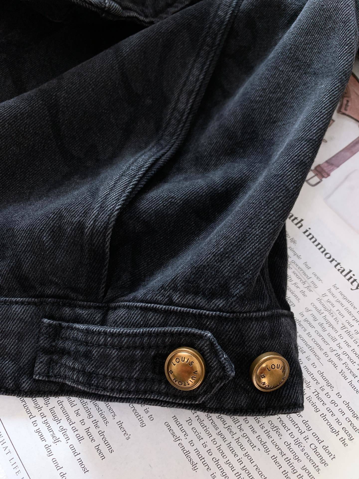 LouisVuitton 路易威登 Pharrell williams x 1v 24ss Damie