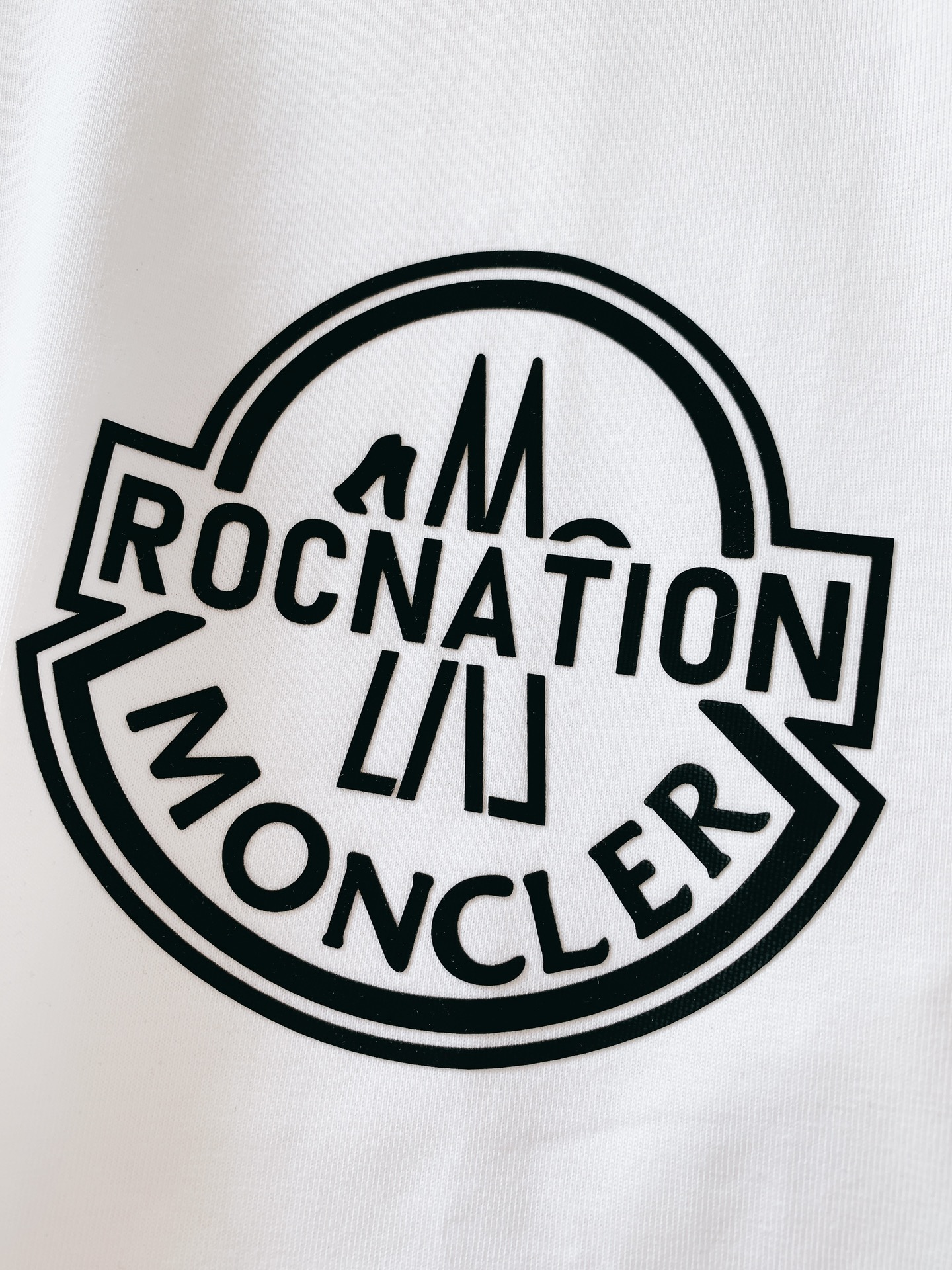 Moncler蒙口2024FW早秋新品重磅级尤物单品官网在售系列奢侈一线大牌的御用面料厂织造手感柔软舒适