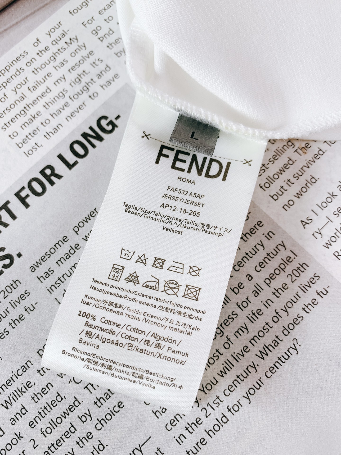 Fendi芬迪2024FW早秋新品加厚半袖打底T恤立体感logo微廓形半袖打底T恤专柜定制加厚匹马棉手感