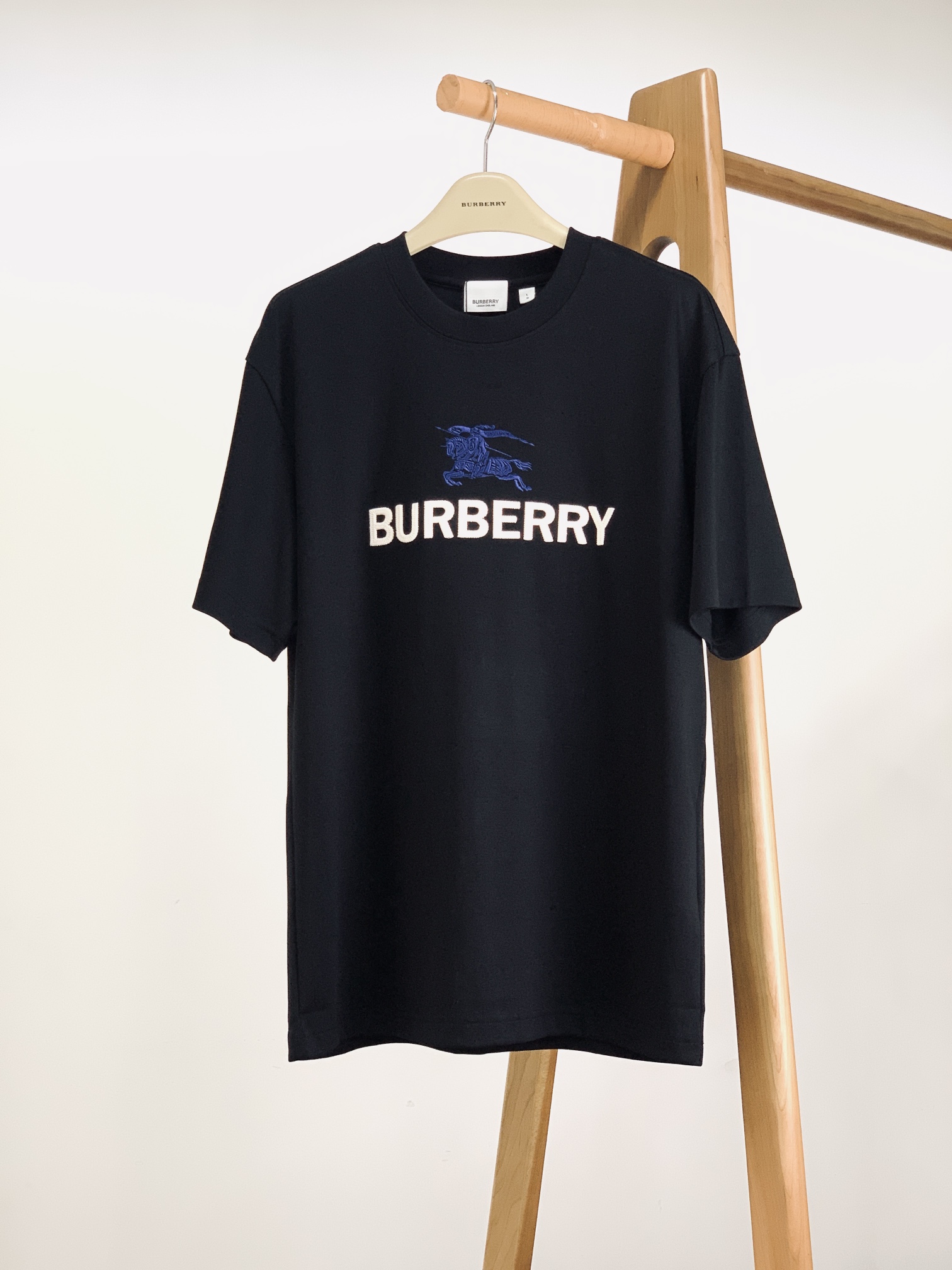 Burberry巴宝莉2024FW早秋新品加厚圆领打底T恤立体感logo微廓形半袖打底T恤定制专柜加厚匹