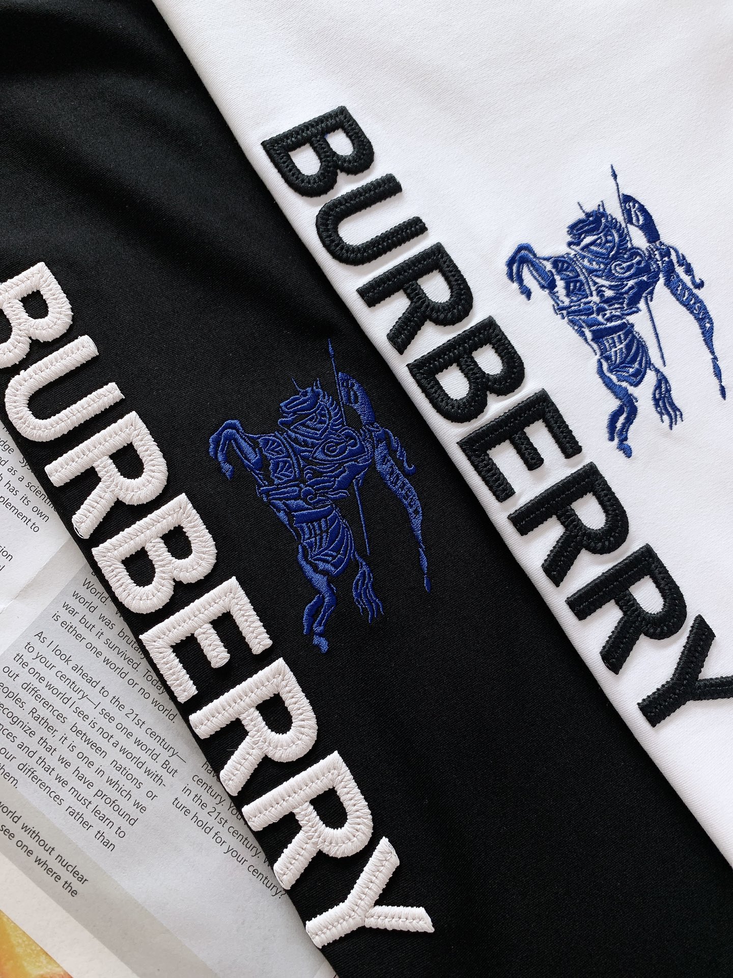 Burberry巴宝莉2024FW早秋新品加厚圆领打底T恤立体感logo微廓形半袖打底T恤定制专柜加厚匹