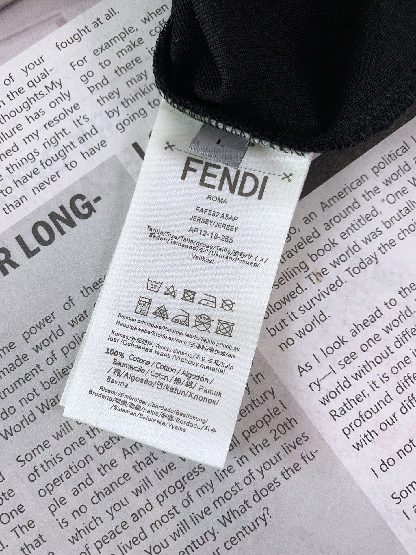 Fendi芬迪2024FW早秋新品小怪兽系列圆领打底T恤立体感logo微廓形半袖打底T恤定制雪柔棉打造手