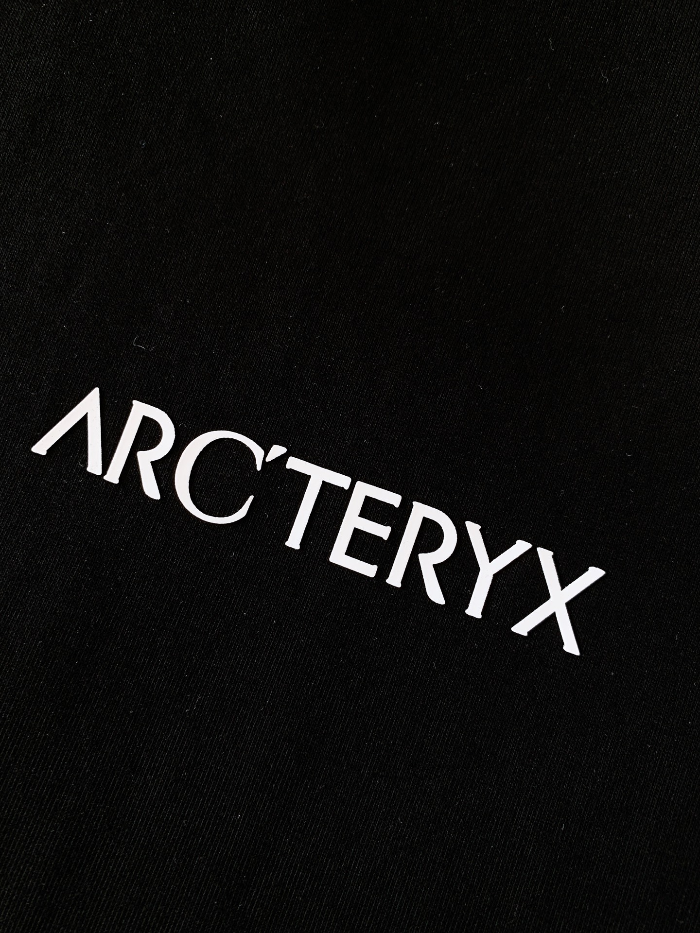 ARCTERYX始祖鸟2024FW早秋新品小众设计师行走的艺术品帅气清爽的设计让人第一眼就陷入你的魅力满