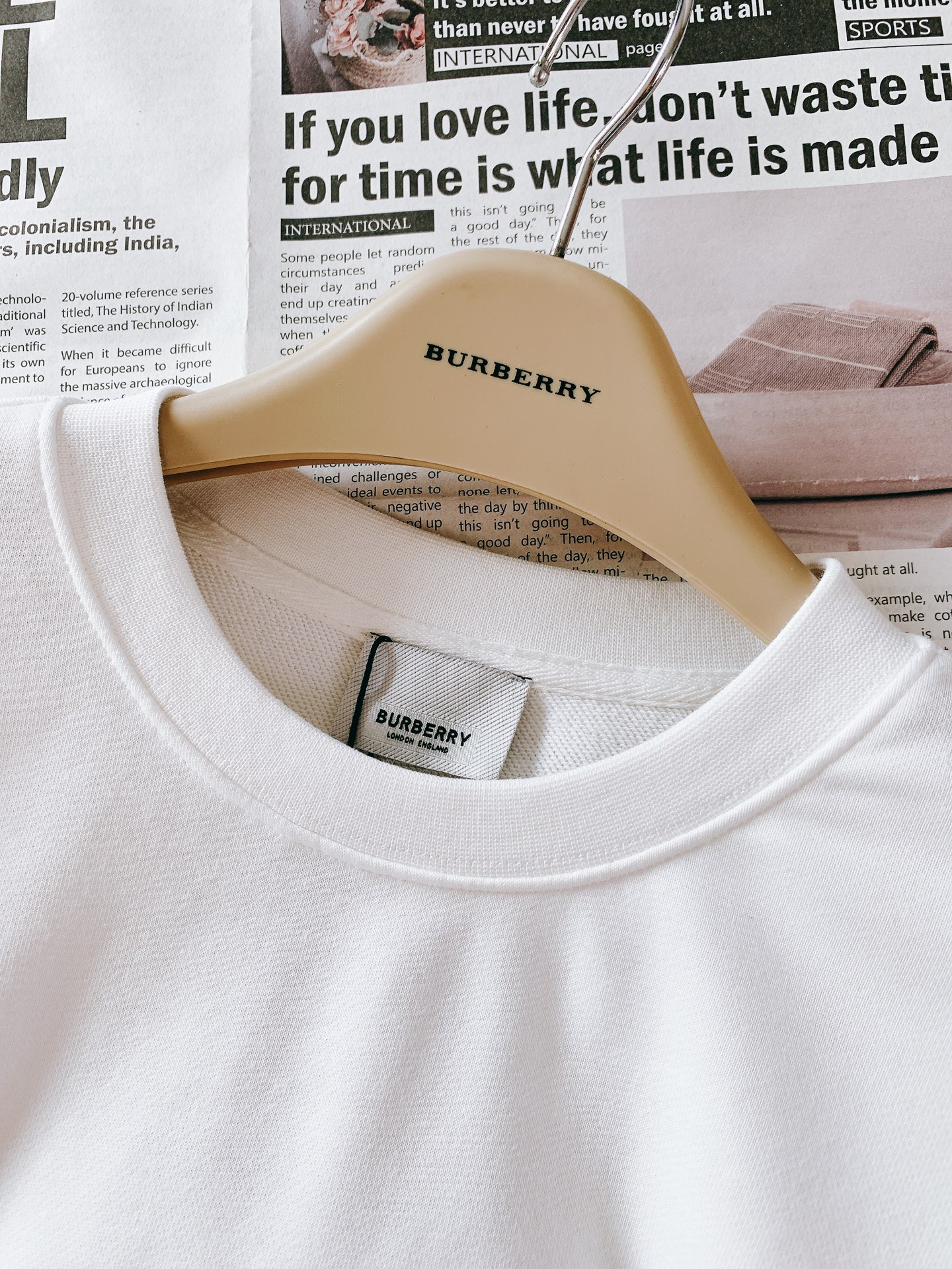 Burberry巴宝莉2024FW秋冬新品休闲套头卫衣定制原版面料打造立体感logo廓形卫衣手感面糯有骨