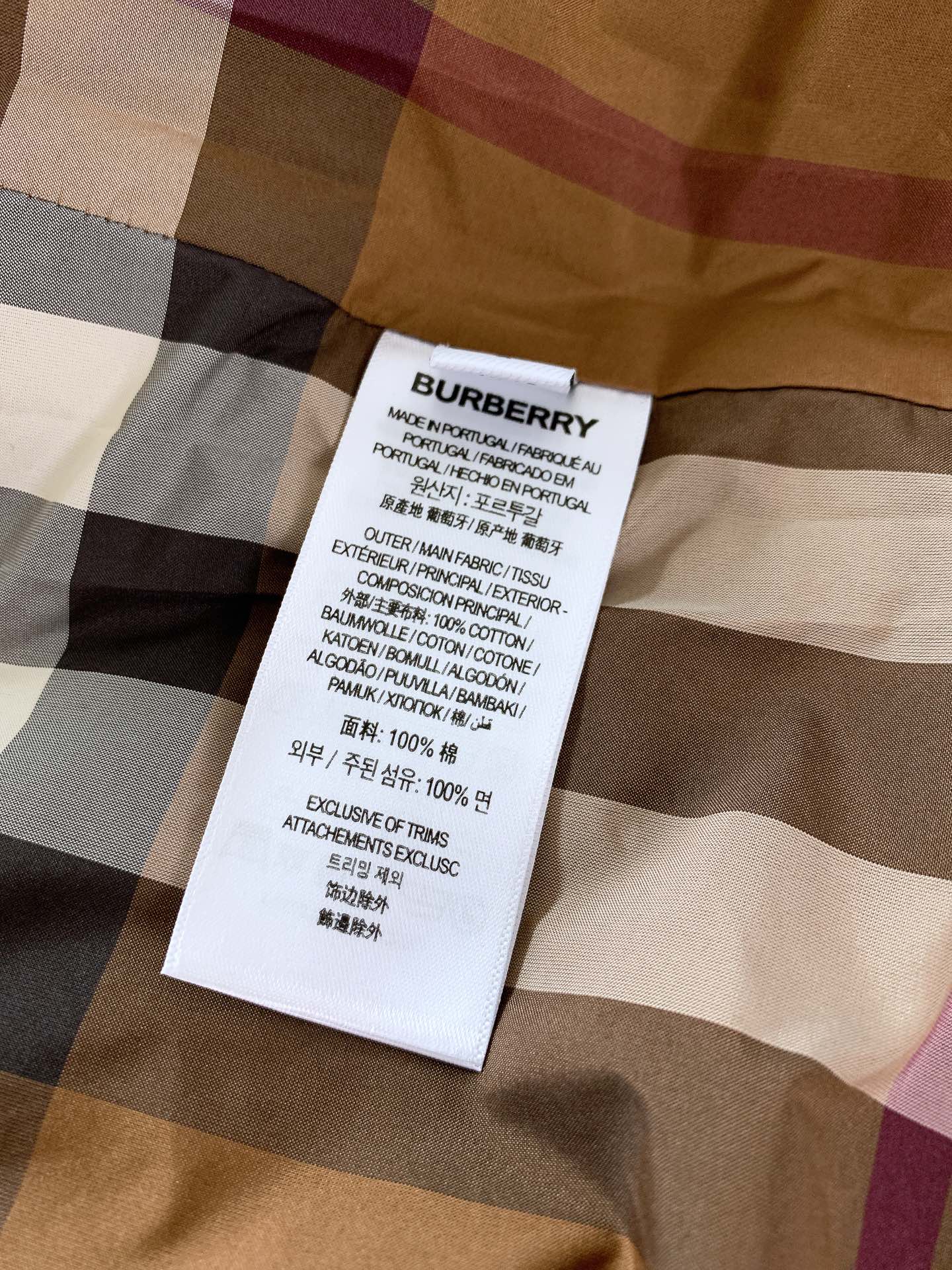 Burberry巴宝莉2024FW秋冬新品休闲棉服夹克外套秀场灵感柜制高品细节定制创新型防水防风外料胸前