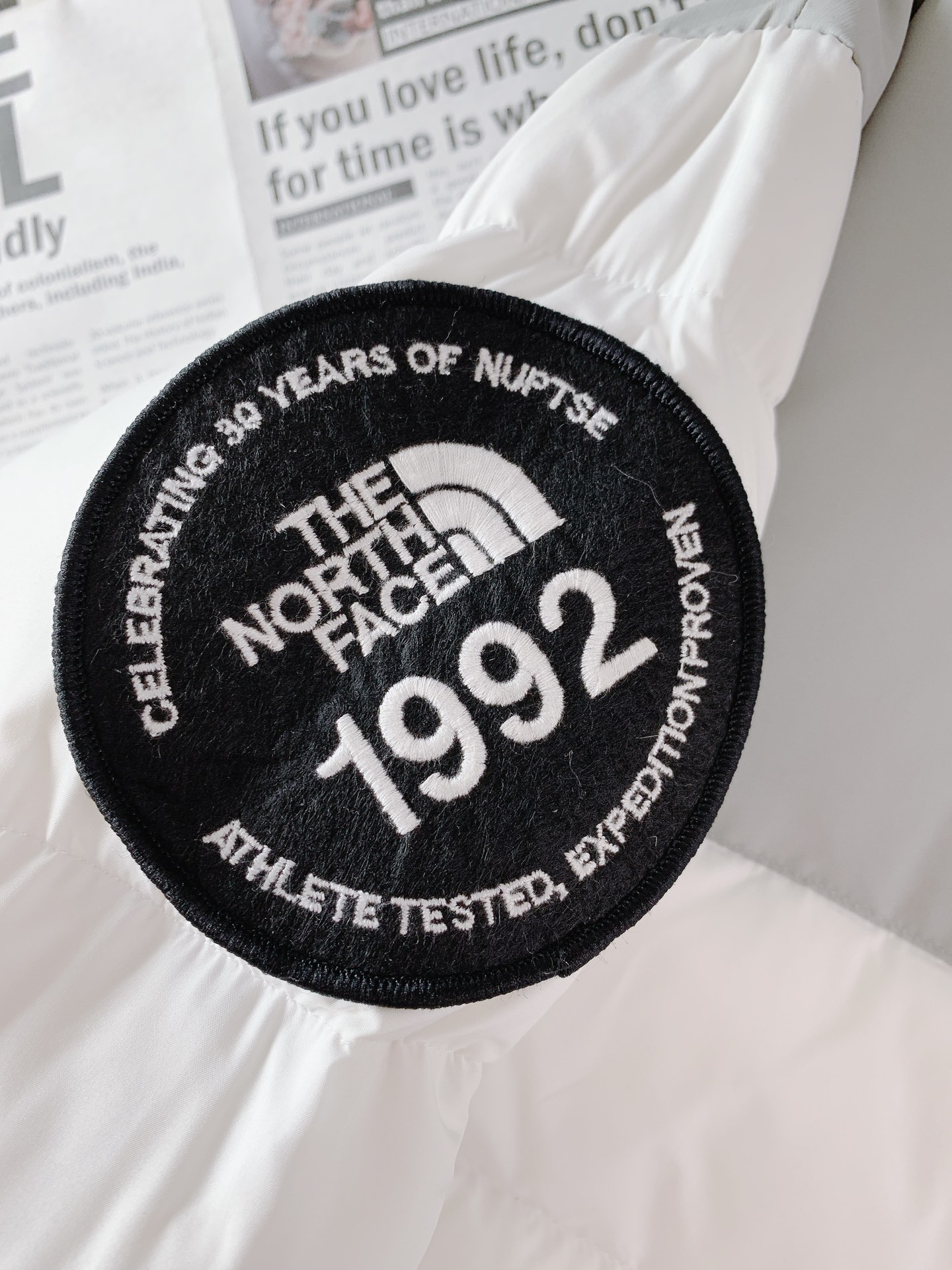 TheNorthFace北面1992袖章30周年纪念限定款羽绒服男女同款面料内胆填充经RDS联盟认证的高