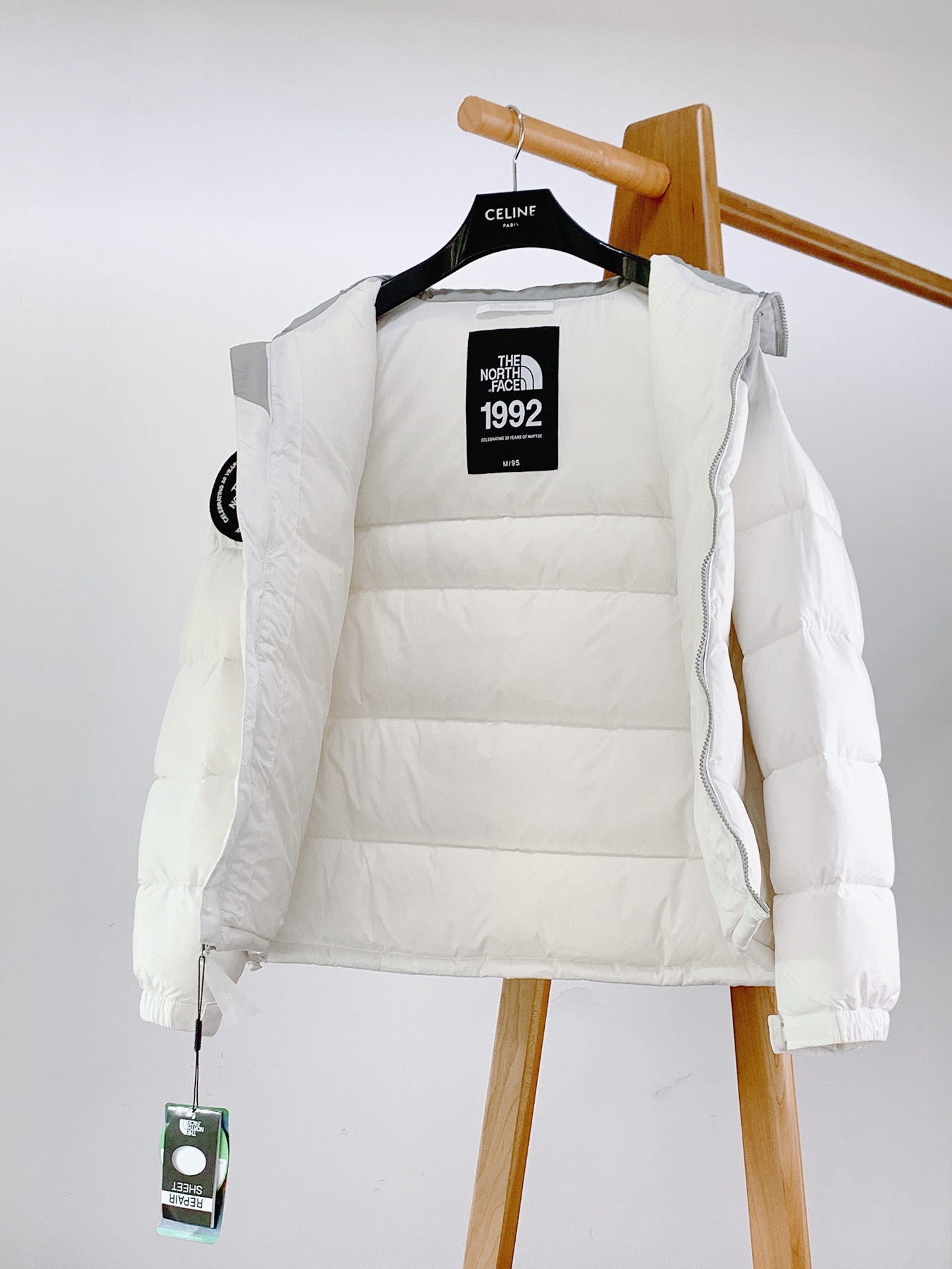 TheNorthFace北面1992袖章30周年纪念限定款羽绒服男女同款面料内胆填充经RDS联盟认证的高