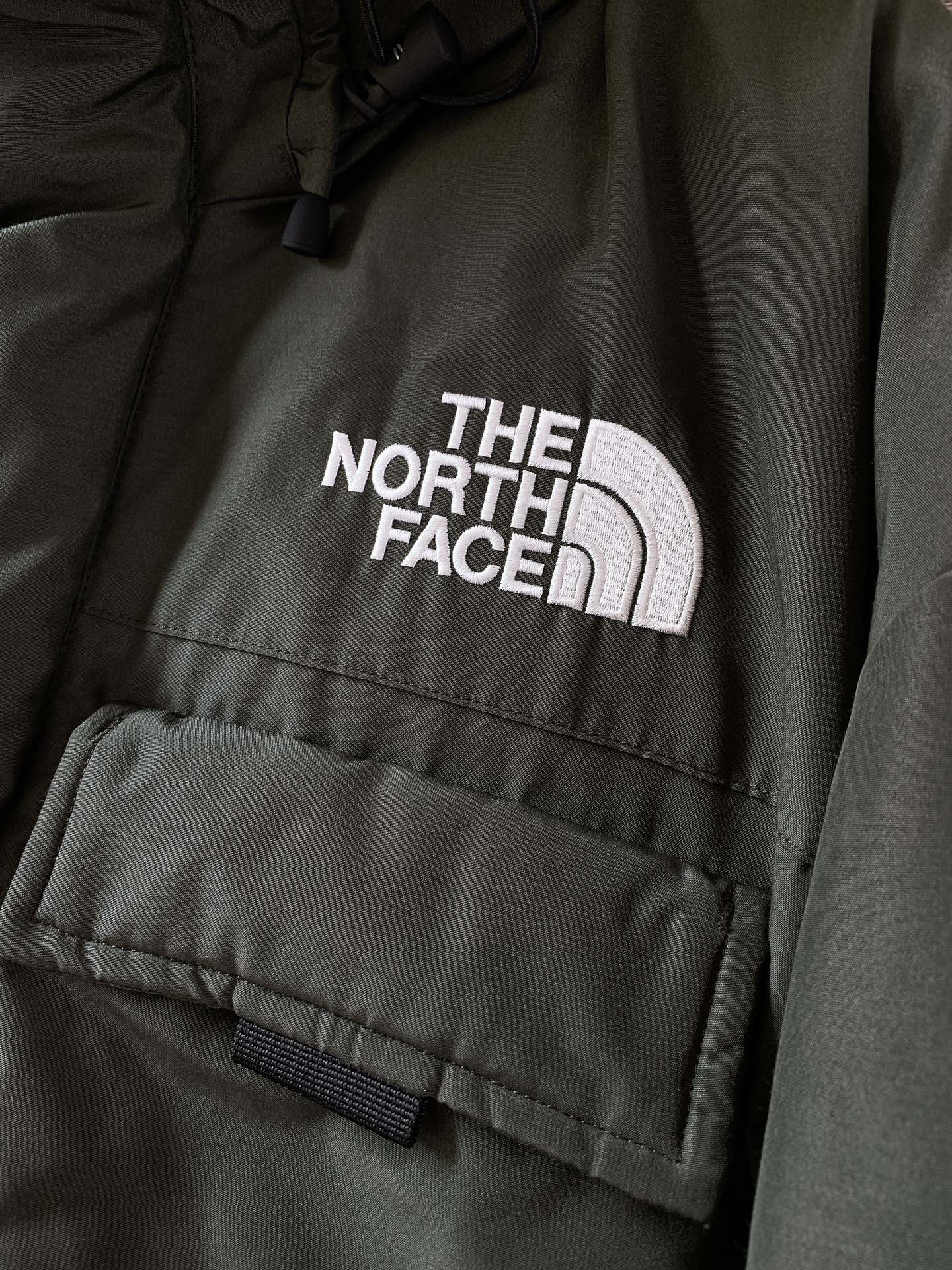 TheNorthFace北面极地户外工装连帽羽绒服巅峰之作！户外登山系列爆炸厚实可以抵御零下几十度的严寒