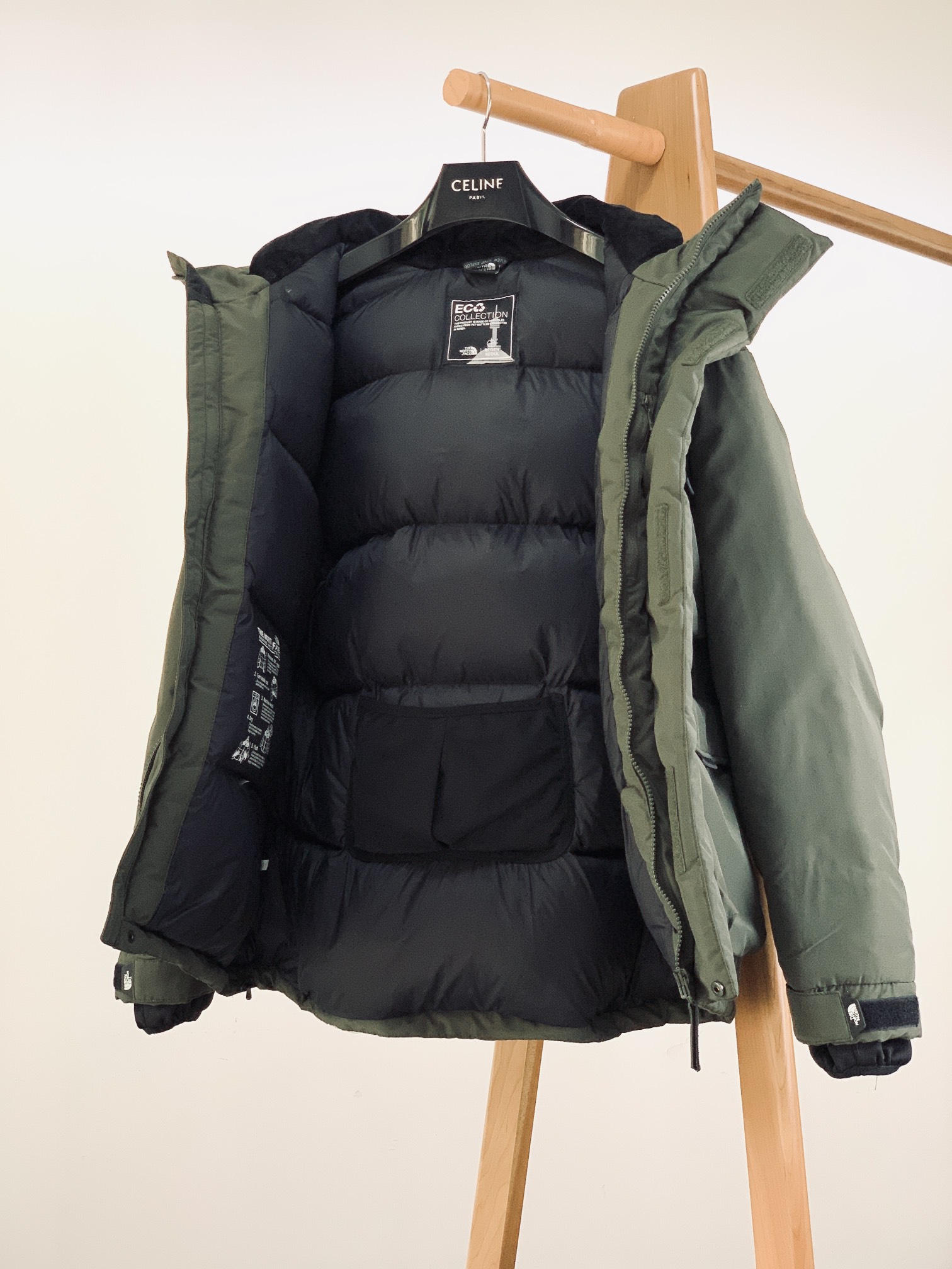 TheNorthFace北面极地户外工装连帽羽绒服巅峰之作！户外登山系列爆炸厚实可以抵御零下几十度的严寒