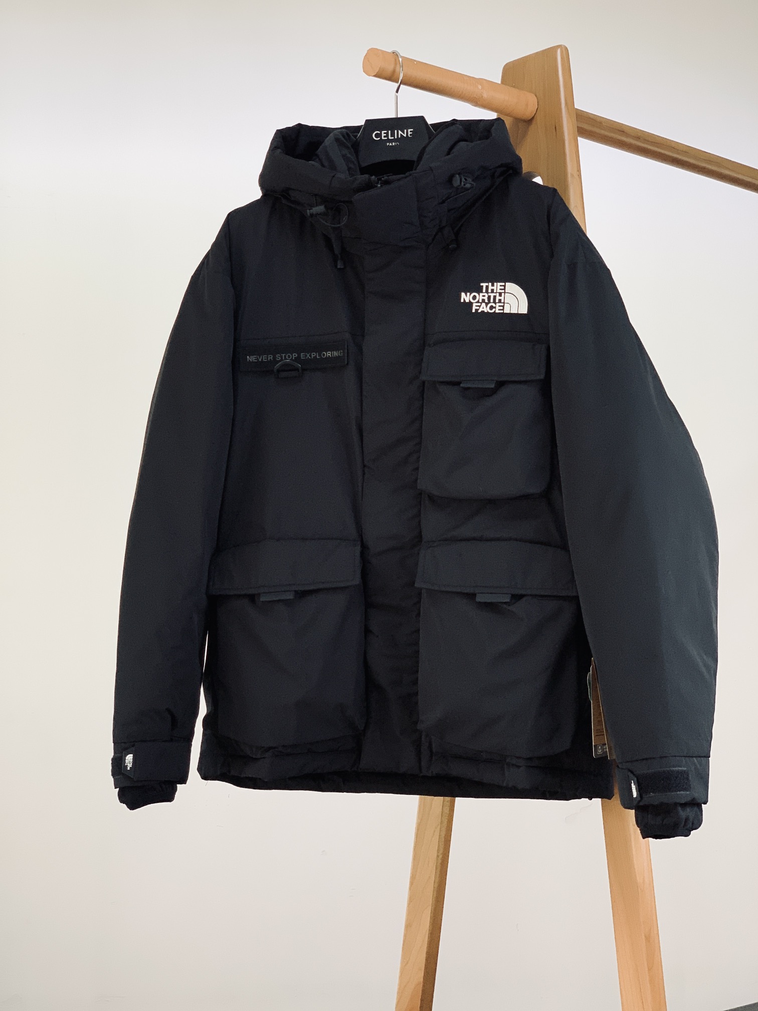 TheNorthFace北面极地户外工装连帽羽绒服巅峰之作！户外登山系列爆炸厚实可以抵御零下几十度的严寒