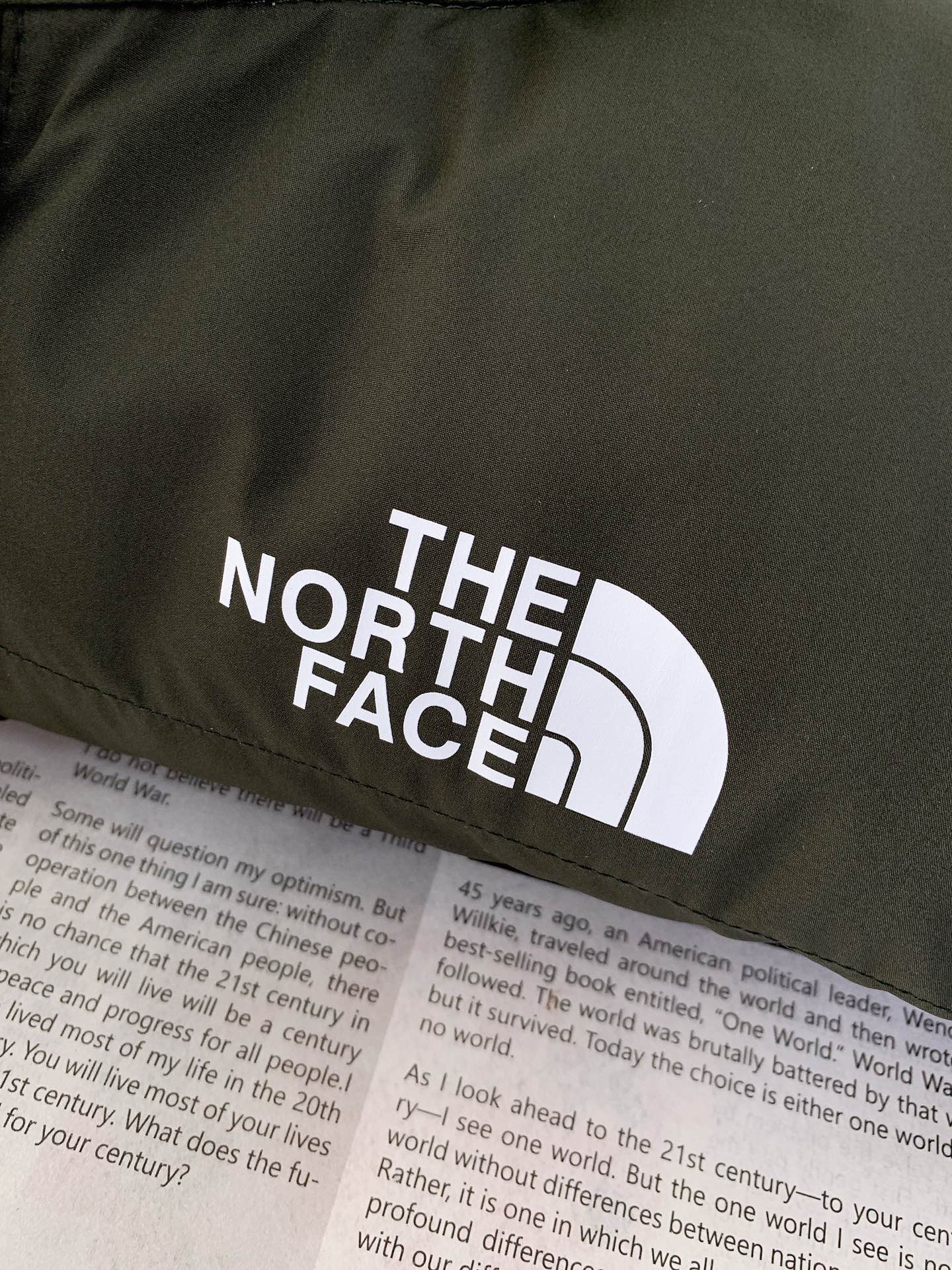 TheNorthFace北面️HYEK跨界联名巅峰极寒功能性防风羽绒服防水防雪面料！明星同款上身超好看！