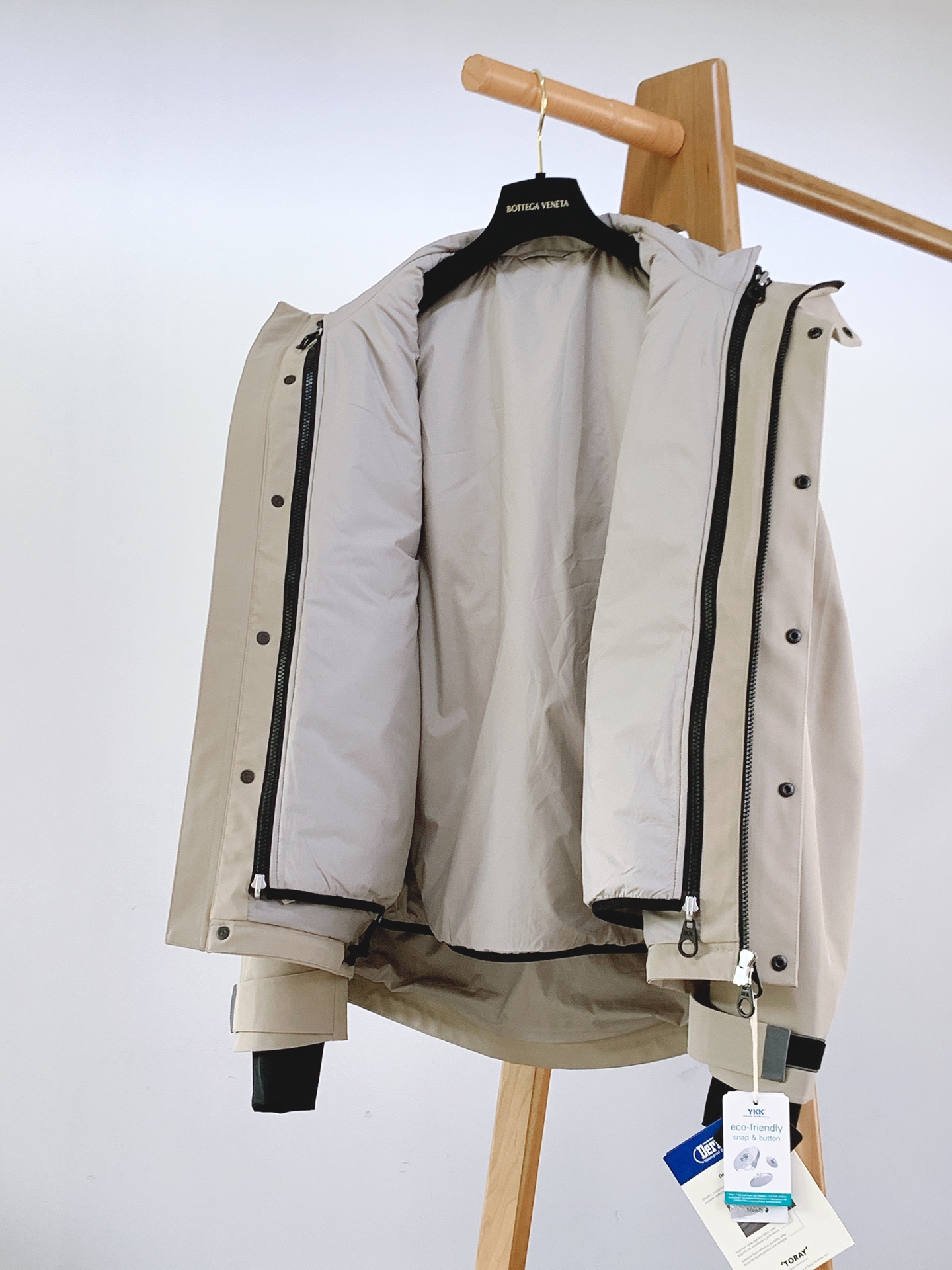 LoroPiana L.P 男款科技三防面料压胶工艺立裁解构连帽滑雪三合一外套关于款式及设计：lP🆕出品