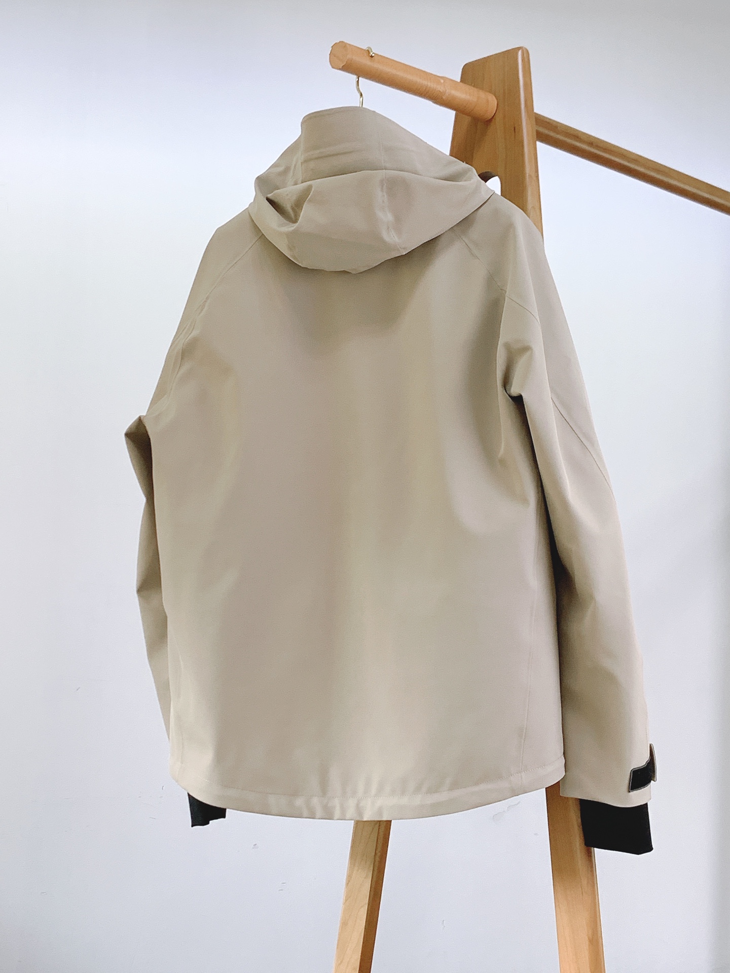 LoroPiana L.P 男款科技三防面料压胶工艺立裁解构连帽滑雪三合一外套关于款式及设计：lP🆕出品