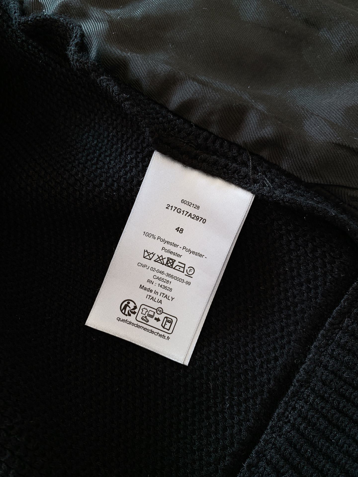 Dior Homme 迪奥·桀傲 连帽提花毛织拼接外套,这款连帽短向Dio经典的Oblique 印花致
