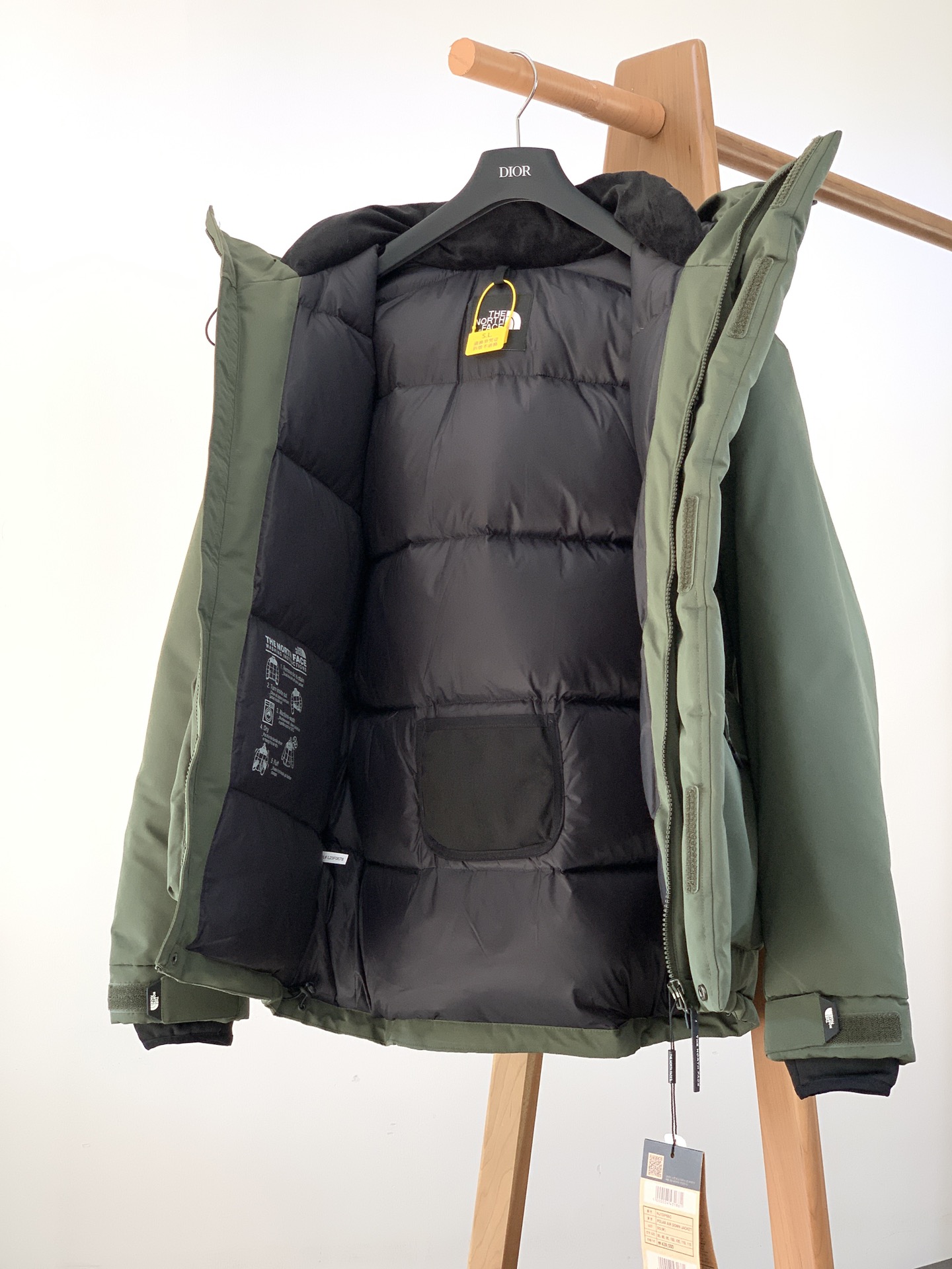 TheNorthFace北面超级厚高端区分市面产品户外的登山系列爆炸厚实一般是在户外极寒天气穿着基本上可