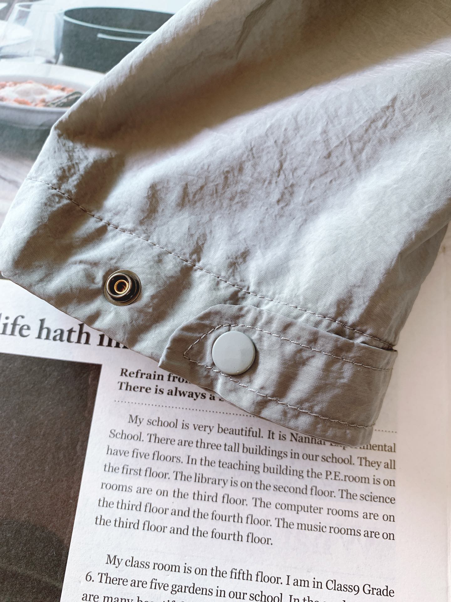 
C.P.ComPany 意大利顶级机能品牌，以精巧的细节和科技功能性见长。CP最拿手的改良创新，将工装