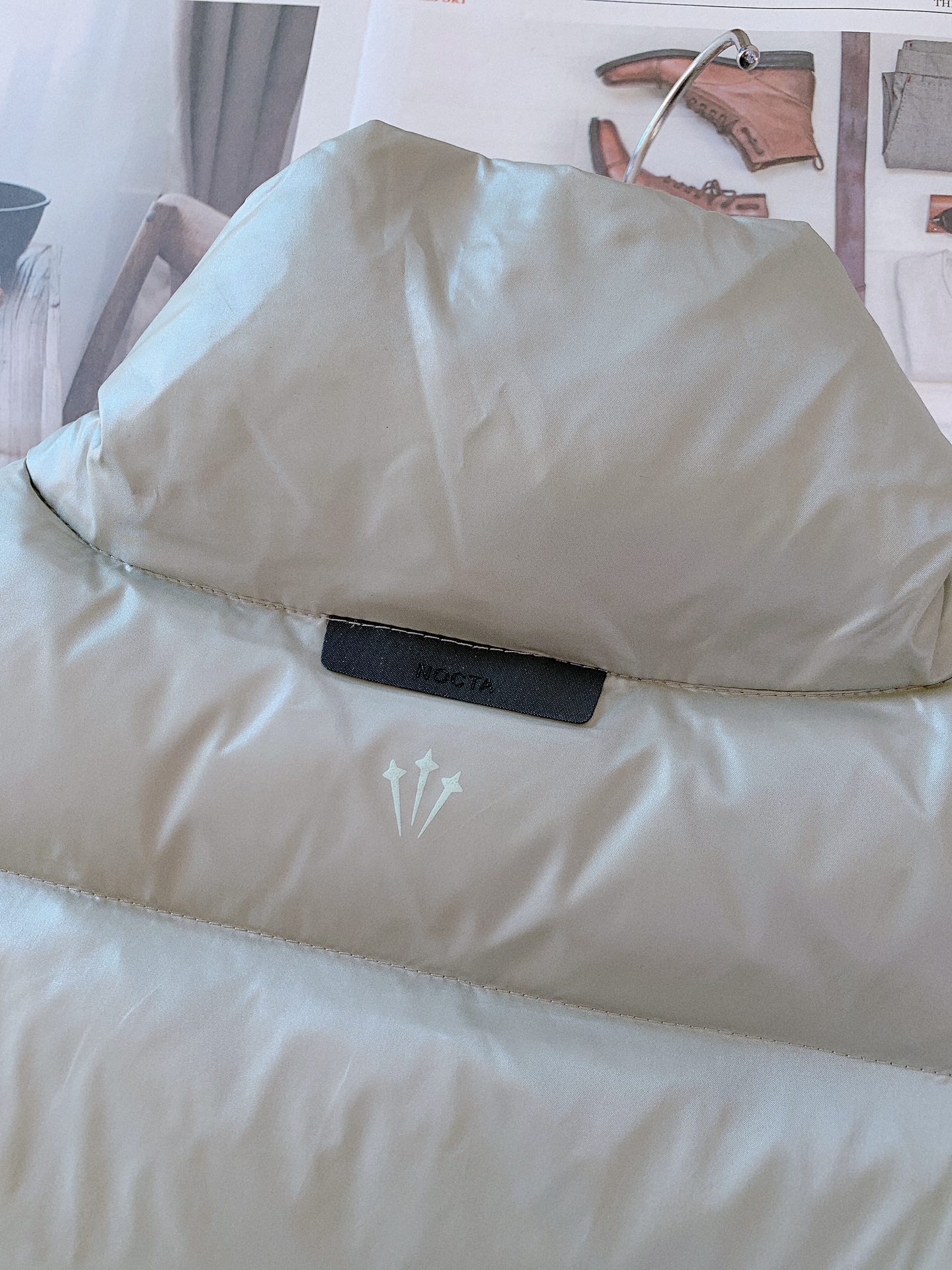 Nike x Drake Nocta系列联名立领公鸭羽绒服，王一博同款，充绒达460克 ，定制YKK拉链