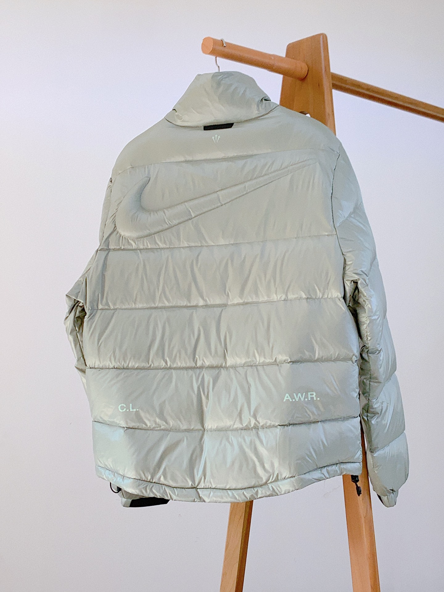 Nike x Drake Nocta系列联名立领公鸭羽绒服，王一博同款，充绒达460克 ，定制YKK拉链