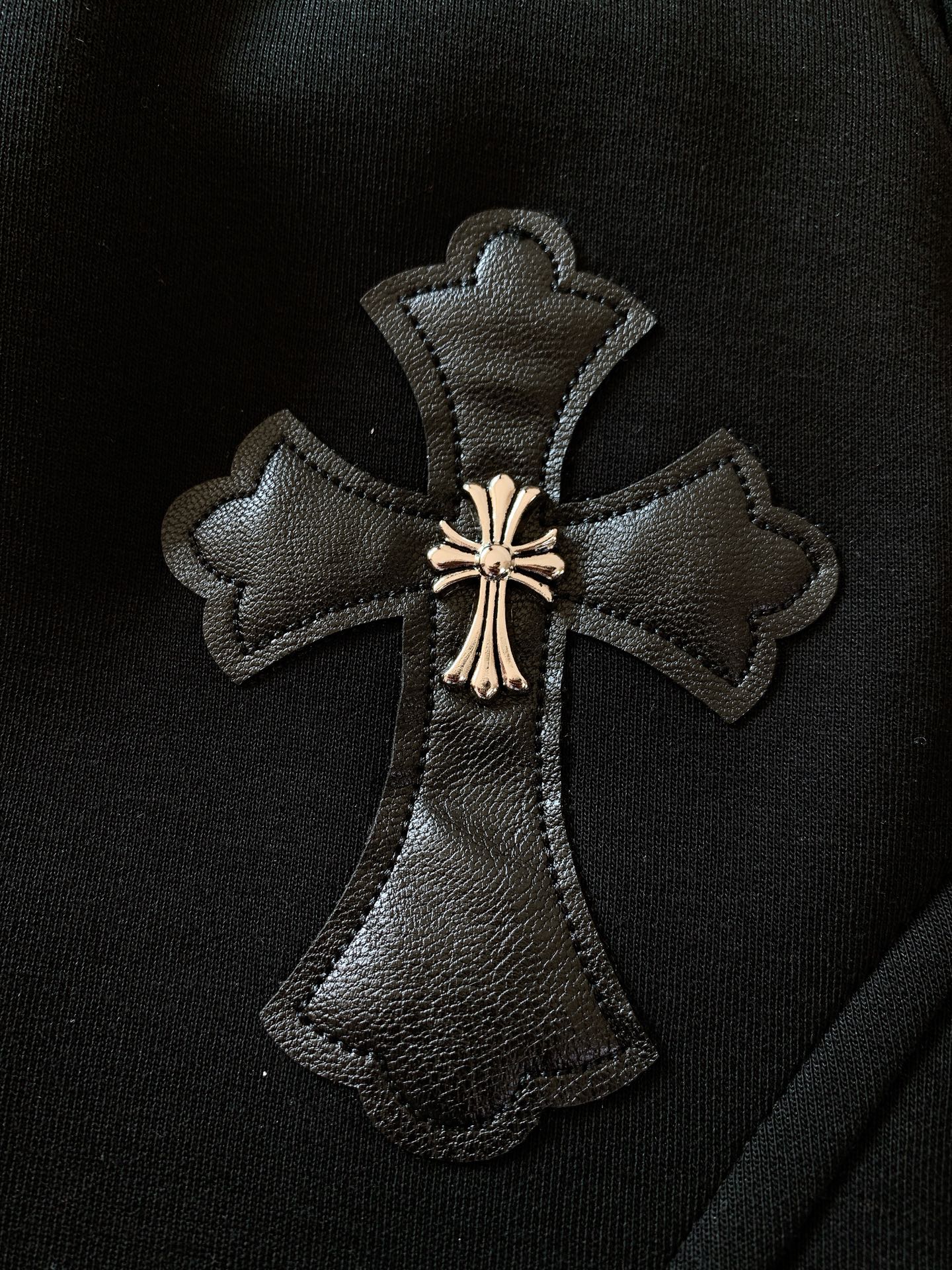 
Chrome Hearts 克罗心 秋冬加绒款时尚高街休闲裤，一款只需要一眼就能爱上的超高颜值设计，全