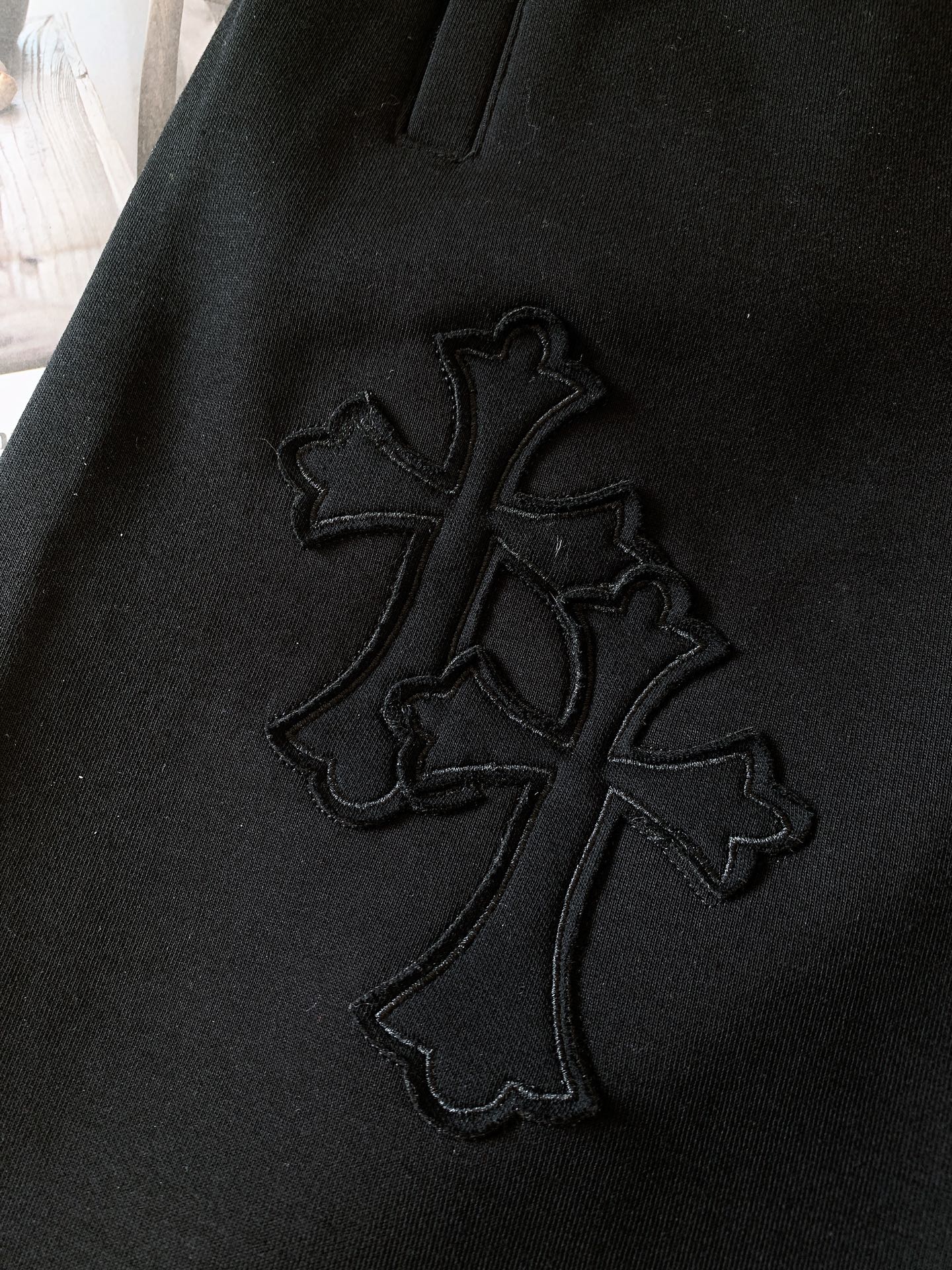 
Chrome Hearts 克罗心 秋冬加绒款时尚高街休闲裤，一款只需要一眼就能爱上的超高颜值设计，全
