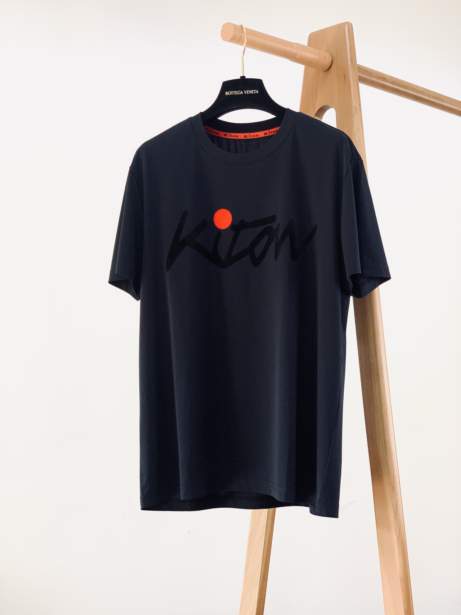 NO:119041,Kiton Christ SS Spring and Summer New Products Italian Top Suit Brand, Ice Smooth ~ Stretch Smooth Solid Round Neck Short Sleeve T-shirt A brand from Naples, known as 