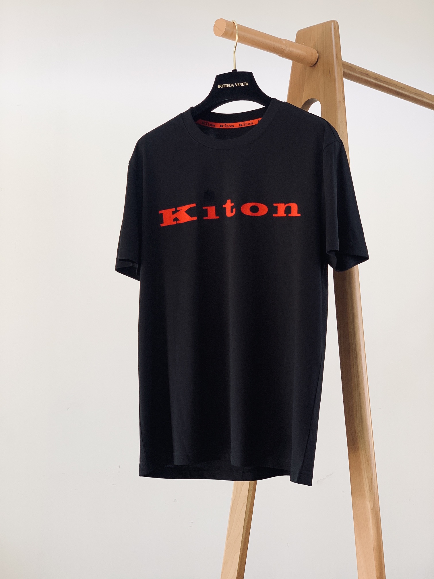 NO:119054,Kiton Christ SS Spring and Summer New Products Italian Top Suit Brand, Ice Smooth ~ Stretch Smooth Solid Round Neck Short Sleeve T-shirt A brand from Naples, known as 