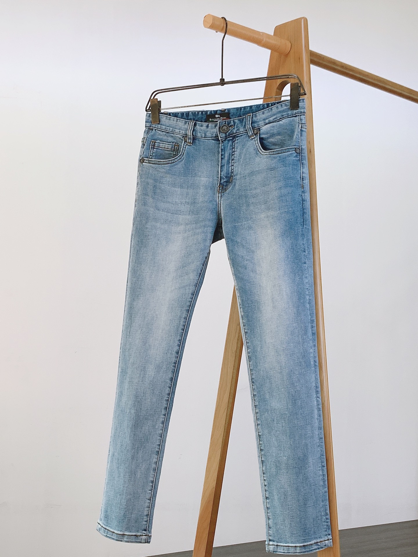 NO:125660,Stefano Ricci 2025SS Spring and Summer New Product Fashionable and Casual Jeans, Imported Washed Elastic Fabric, Comfortable and Breathable, Customer-supplied Hardware and Auxiliary Decoration, Seiko Needle Embroidery Logo, Extremely Recognizable, Super Fit, Full-Quality Order Model, Full Body Beautiful ……………………………………………………………………………………………………………………………………………………………………………………………………………………………………………………………………………………………………………………………………………………………………………………………………………………………………………………………………………………………………………………………………………………………………………………………………………………………………………………………………………………………………………………………………………………………………………………………………………………………………………………………………………………………………………………………………………………………………………………………………………………………………………………………………………………………………………19860909Stefano Ricci 史蒂芬.尼治 2025SS春夏新品 时尚休闲牛仔裤,进口水洗弹力面料,上身舒适透气有弹力,客供五金辅料装饰,精工密针刺绣标识,辨识度极高,版型超正,全品相订单款,上身帅气十足 …………………………………………………… Size29-38,,jeans,alexander wang,Men's clothing